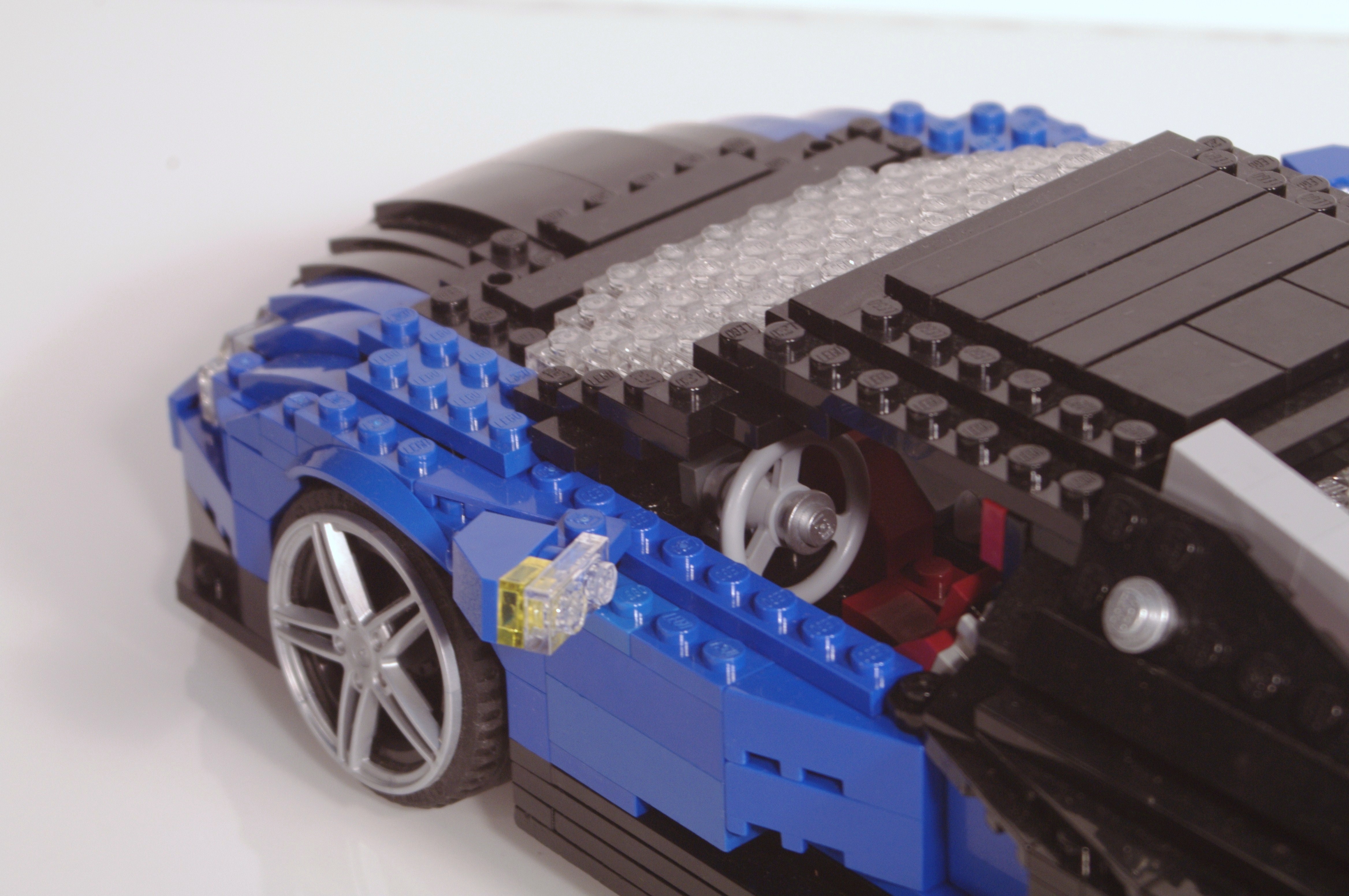 bugatti_veyron_large_31.jpg