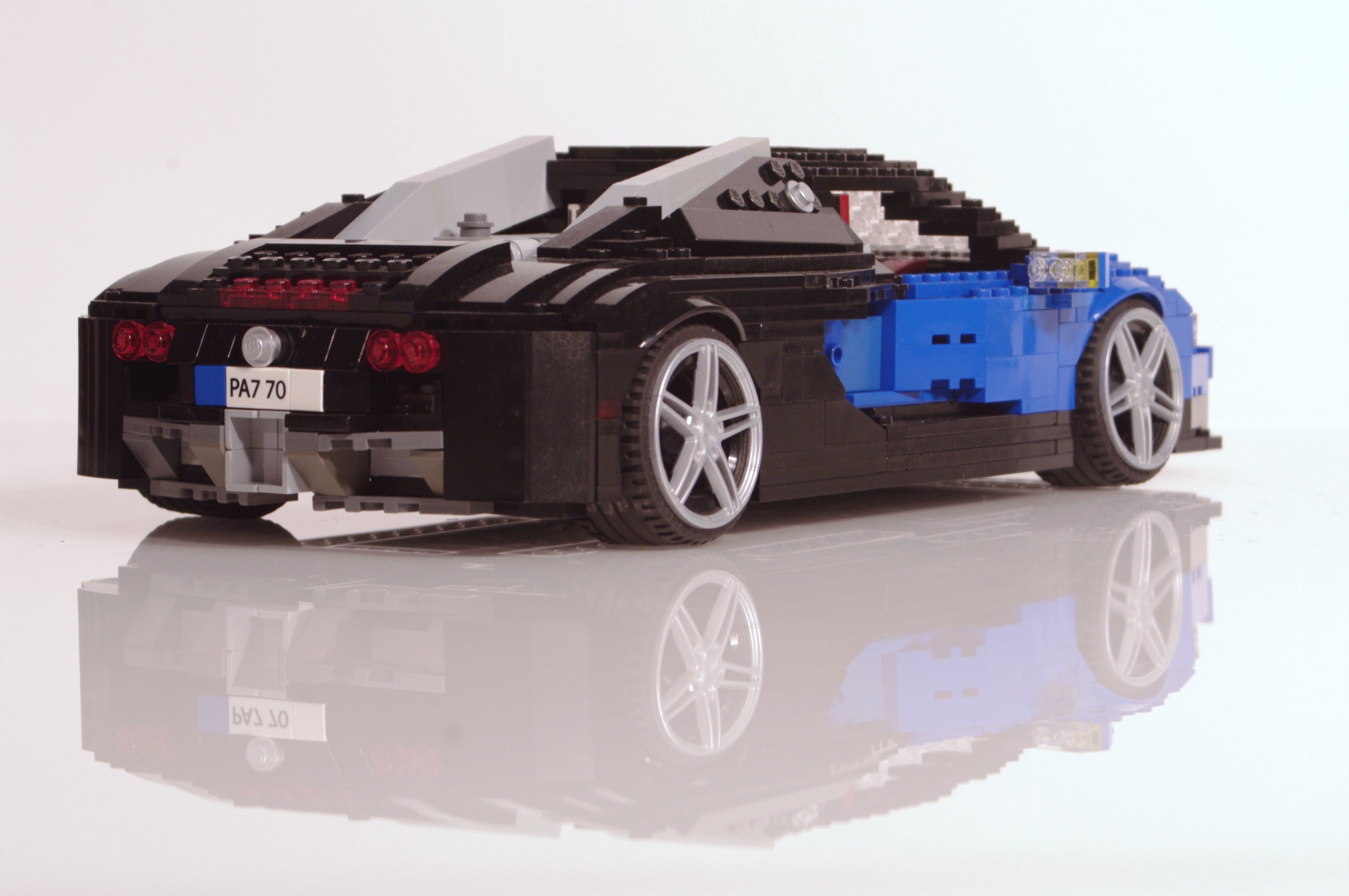 bugatti_veyron_large_34.jpg