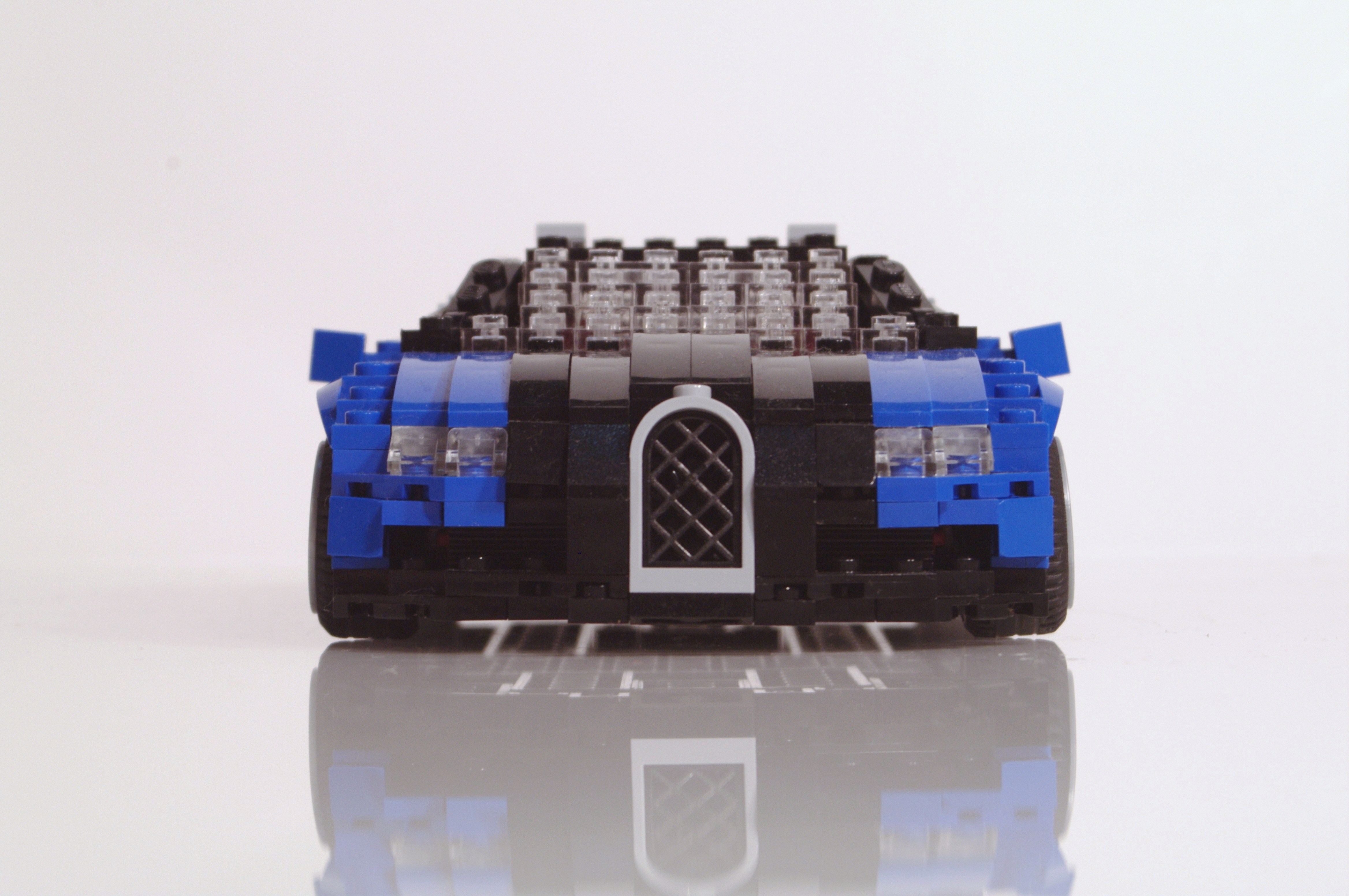 bugatti_veyron_44.jpg