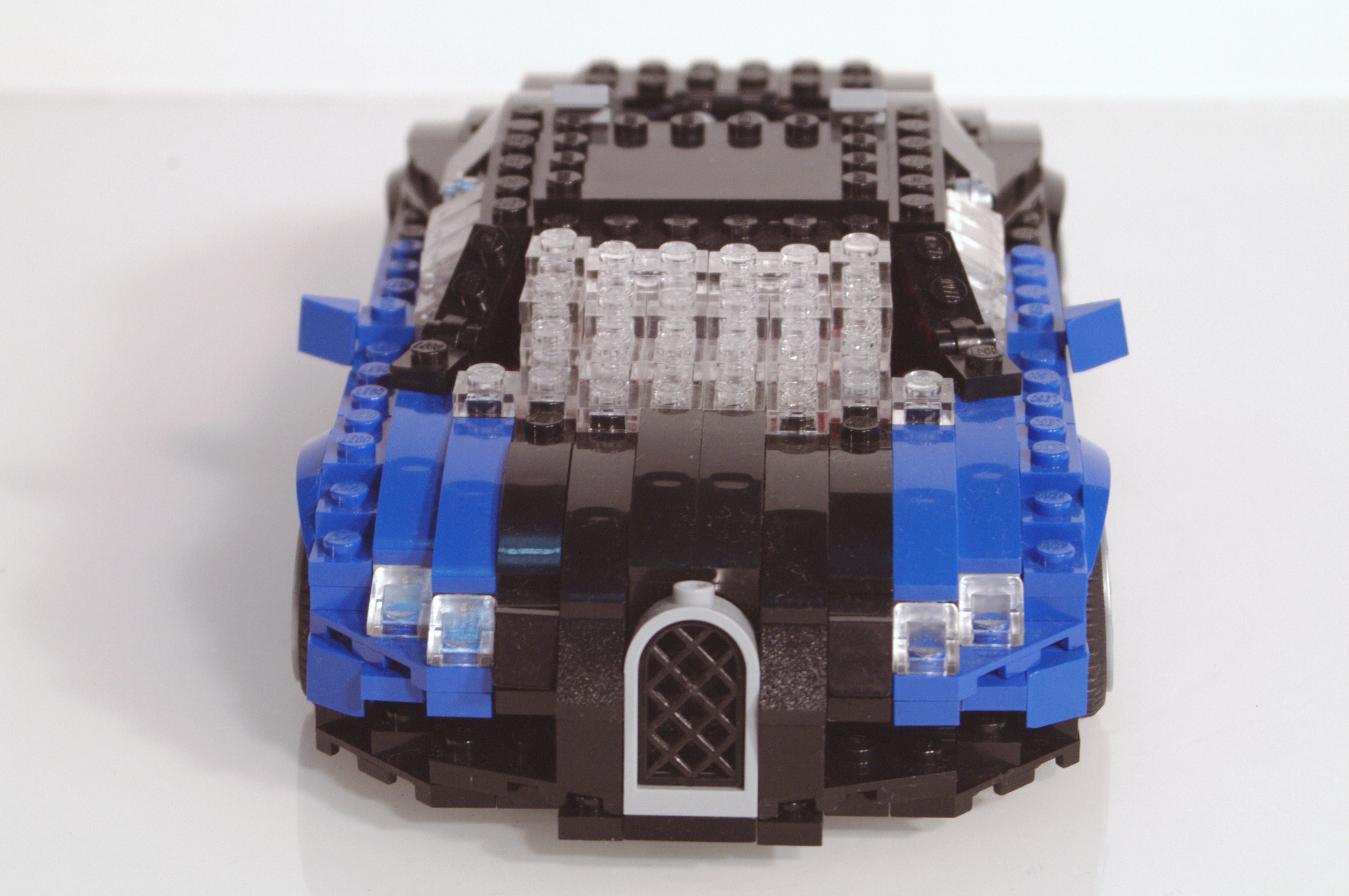 bugatti_veyron_45.jpg