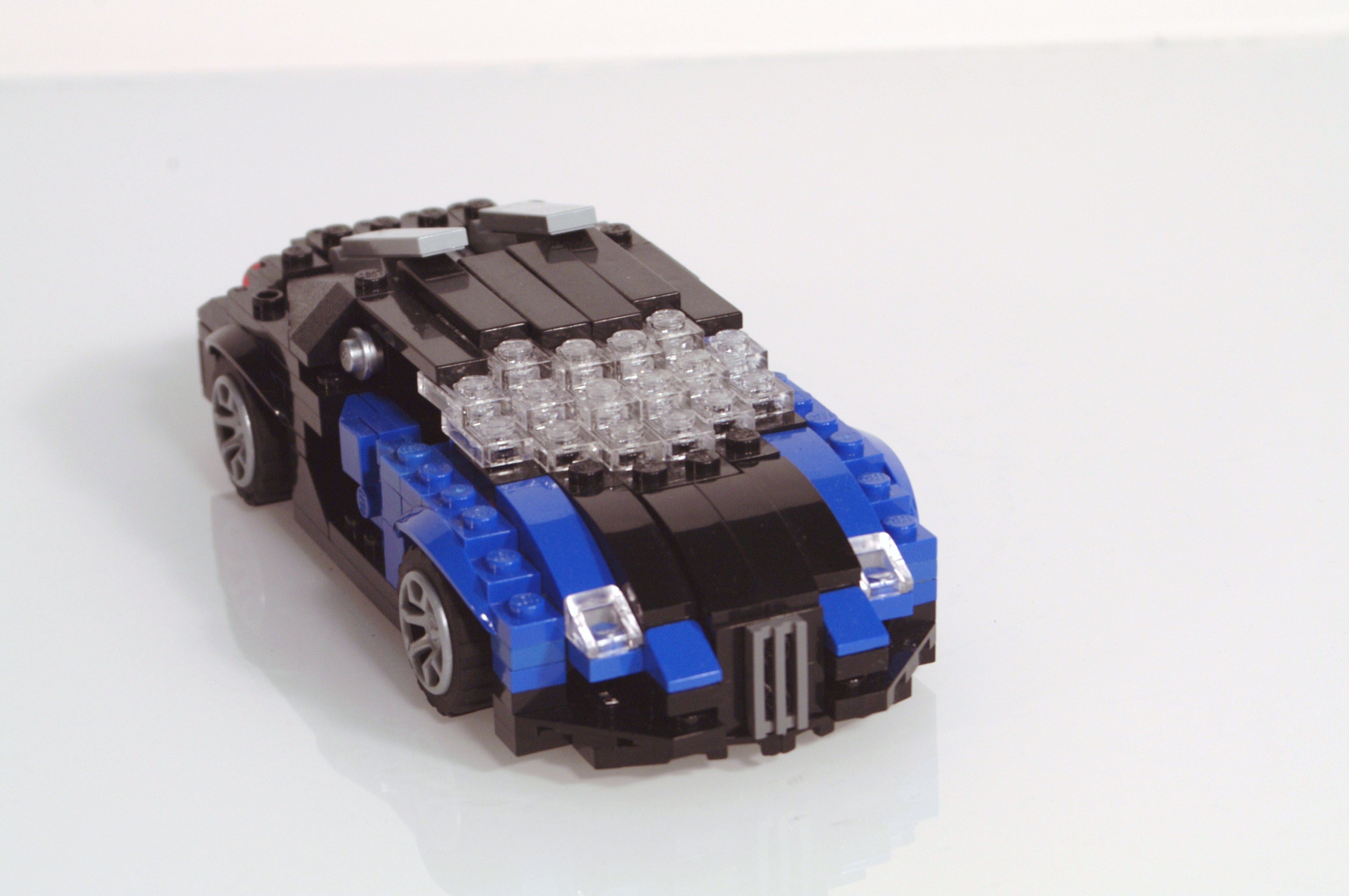 bugatti_veyron_1to28_08.jpg