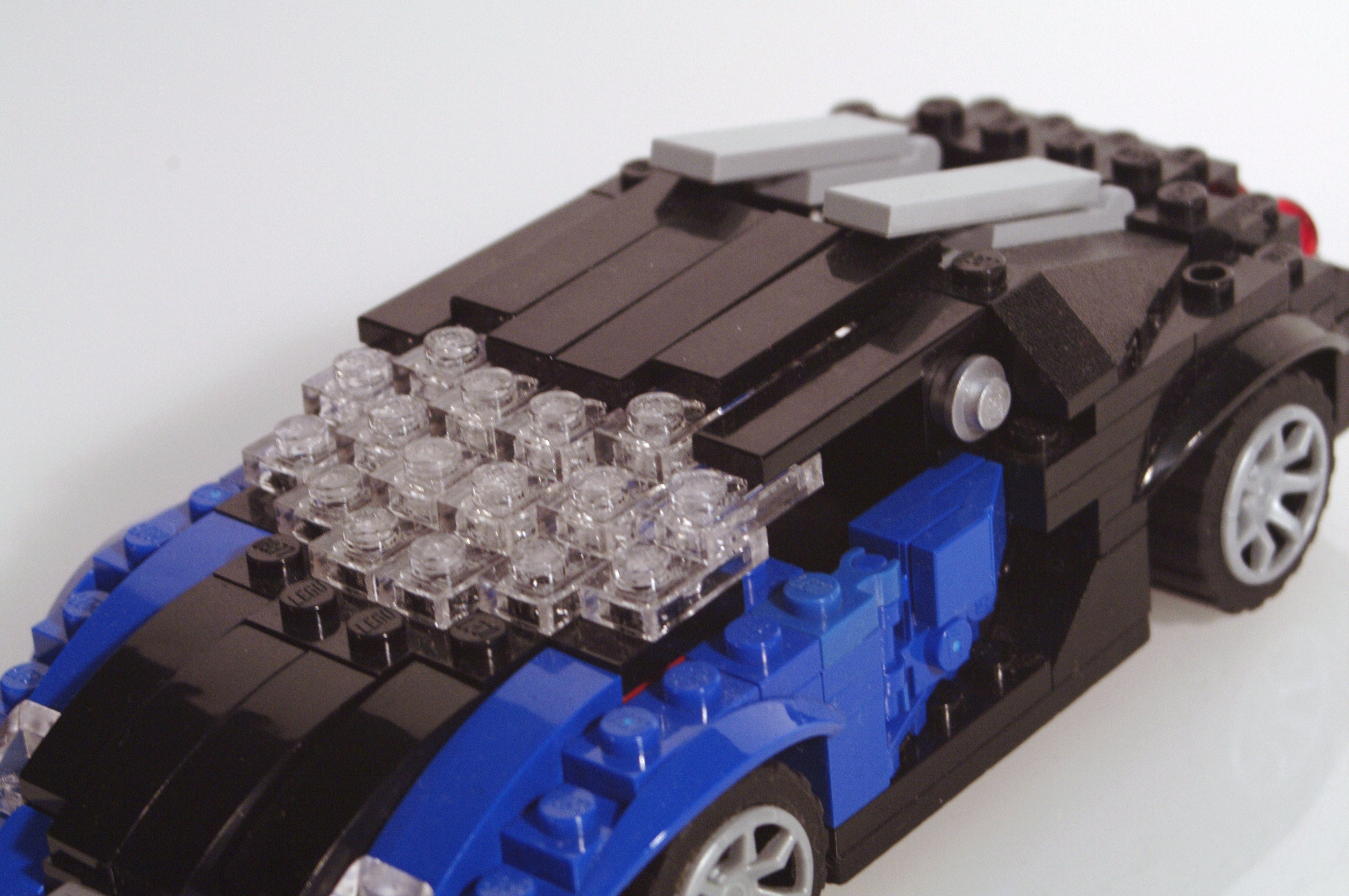 bugatti_veyron_1to28_13.jpg