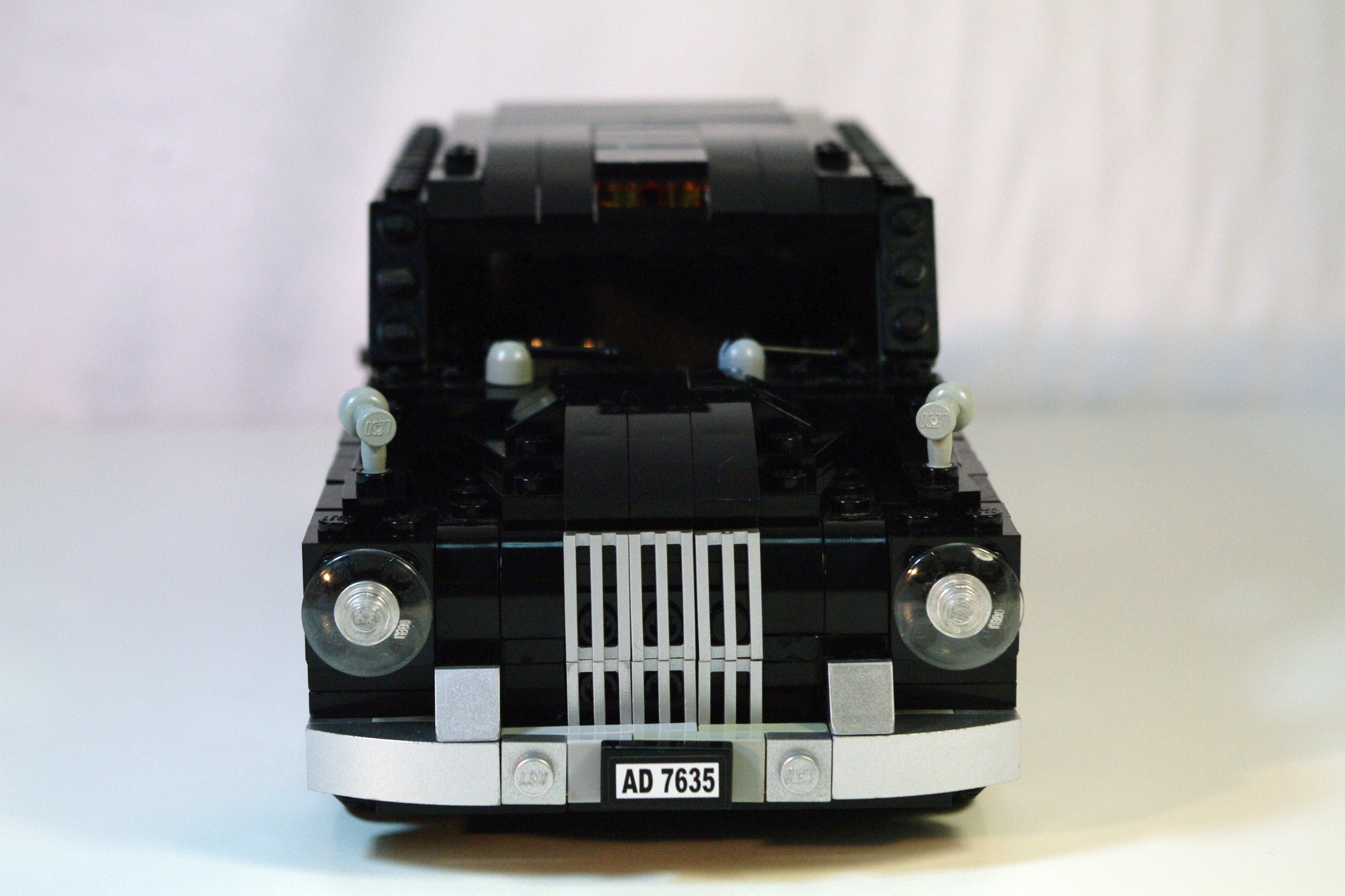 austin_fx4_black_cab_10.jpg