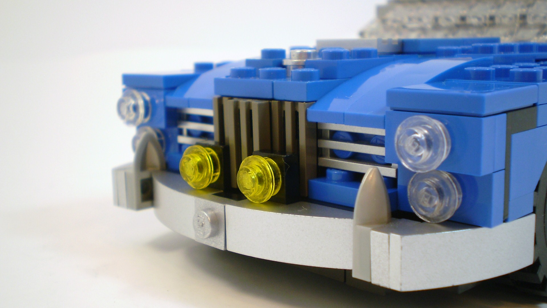 fv_2b_convertible_34.jpg