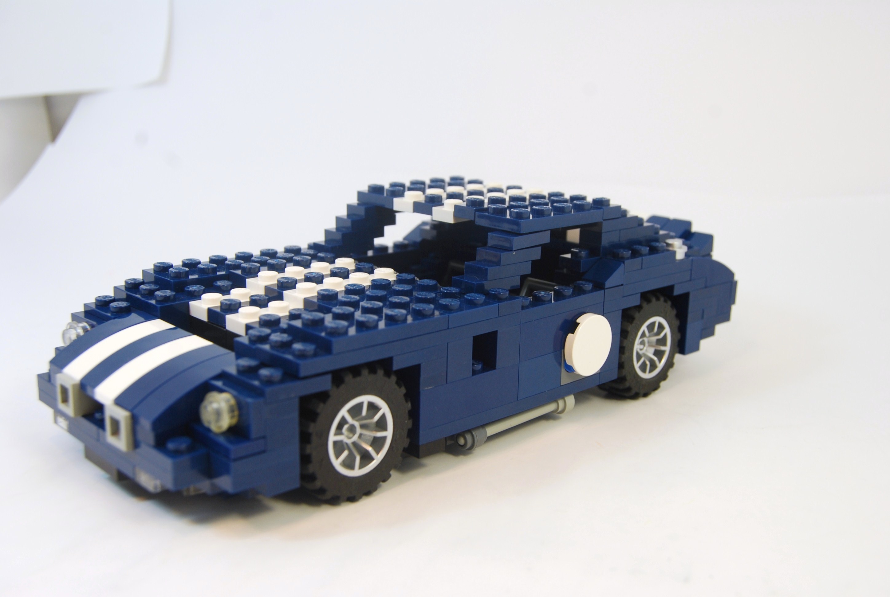 shelby_daytona_11.jpg