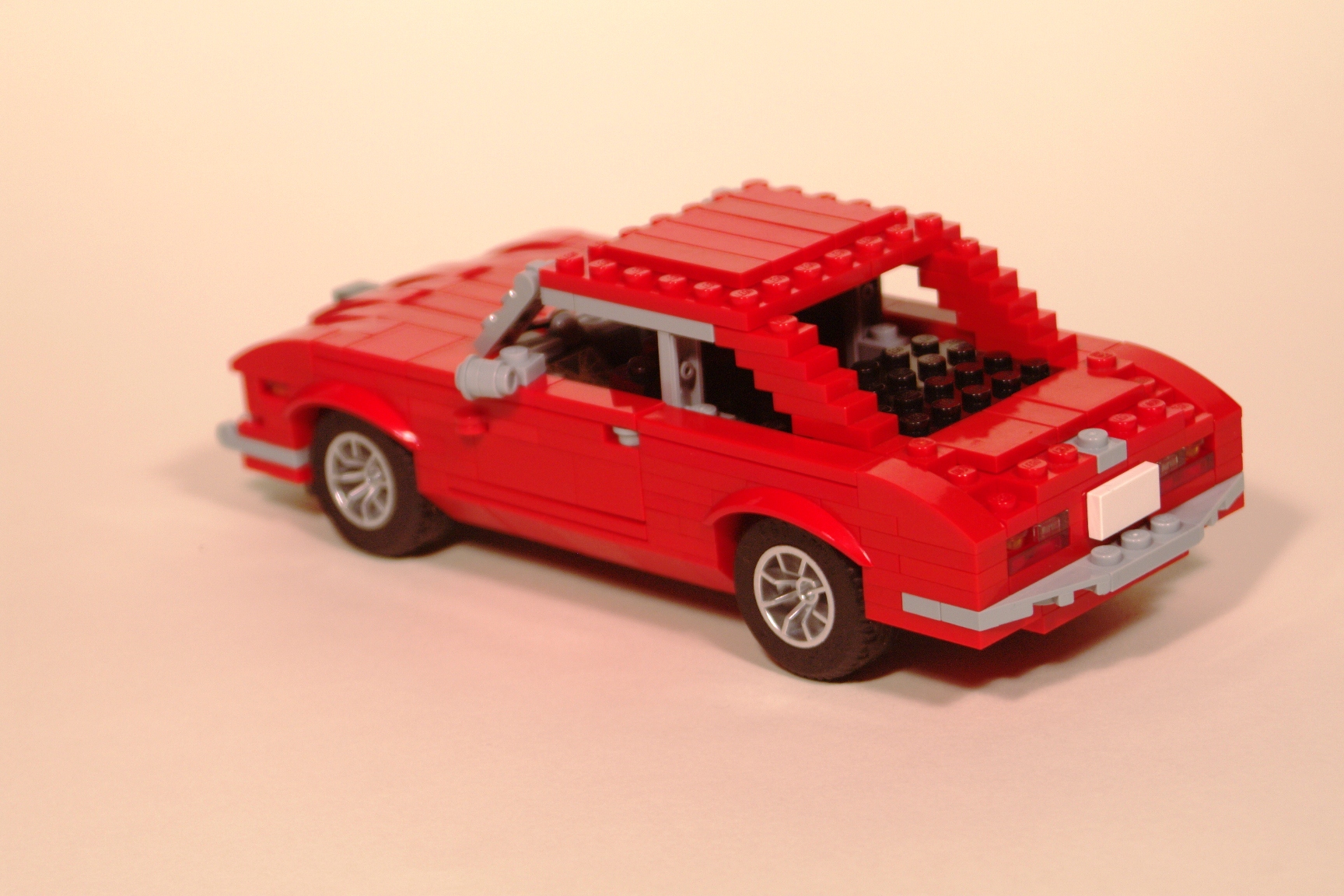 alfa_romeo_105_gtv_2000_05.jpg