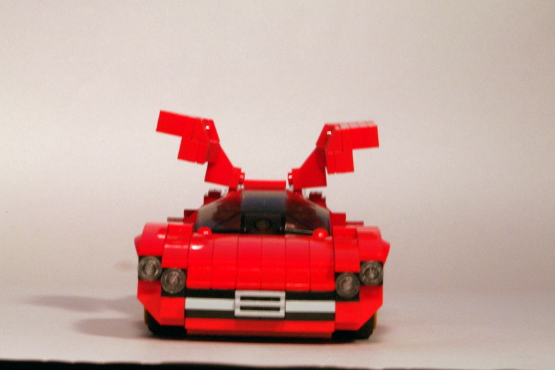 alfa_romeo_33_stradale_21.jpg