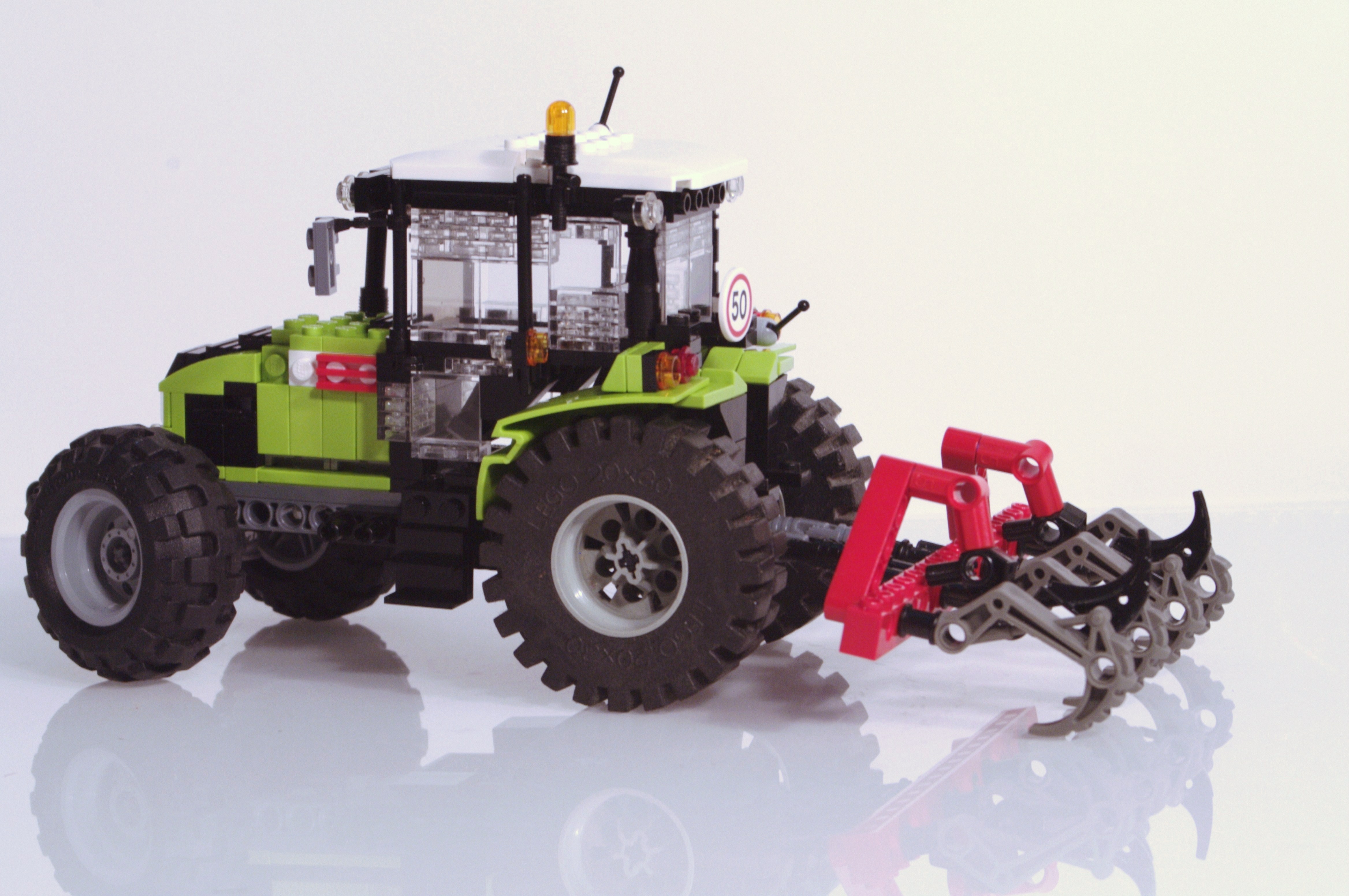 claas_axos_brick_06.jpg