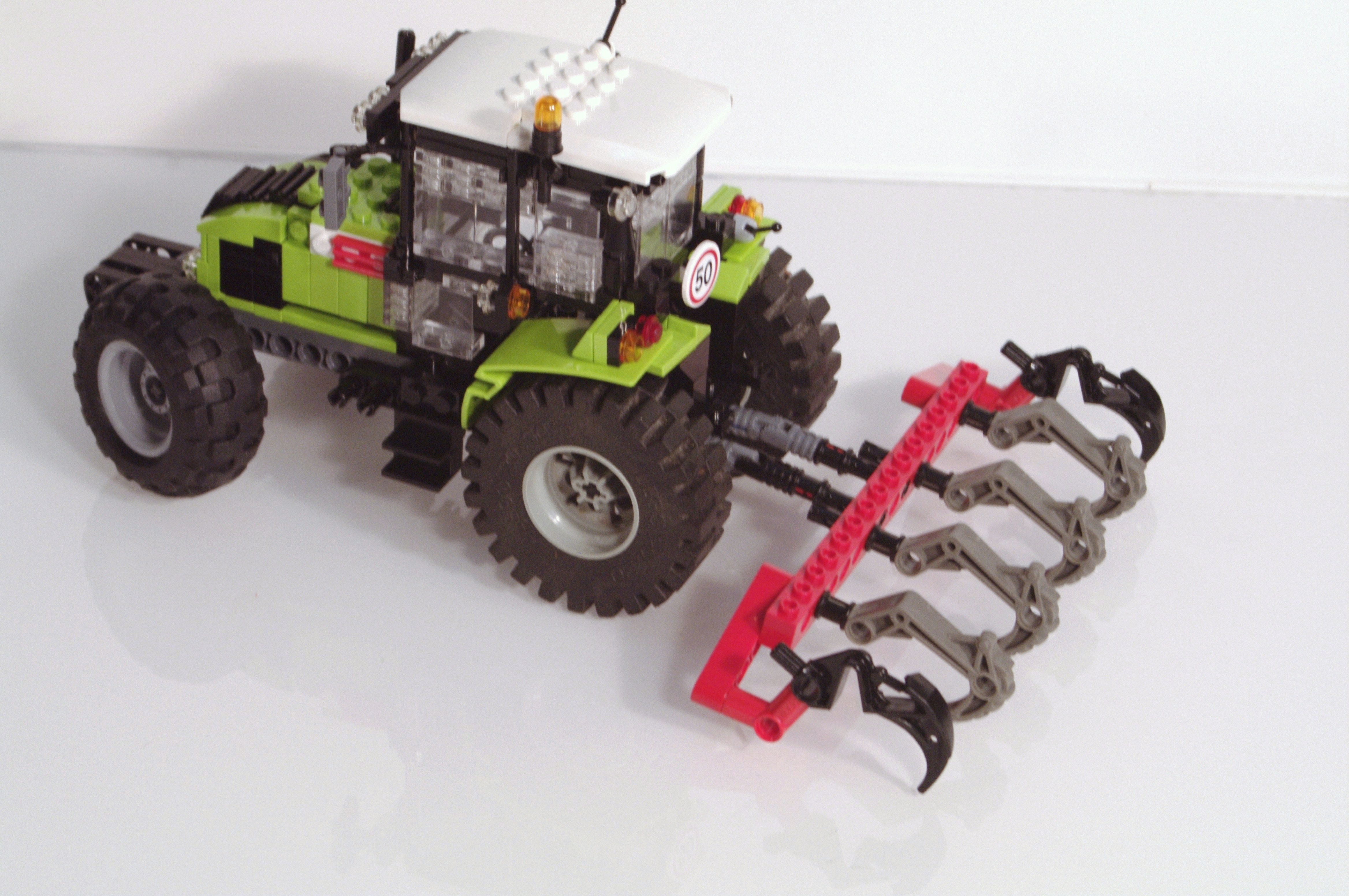 claas_axos_brick_21.jpg