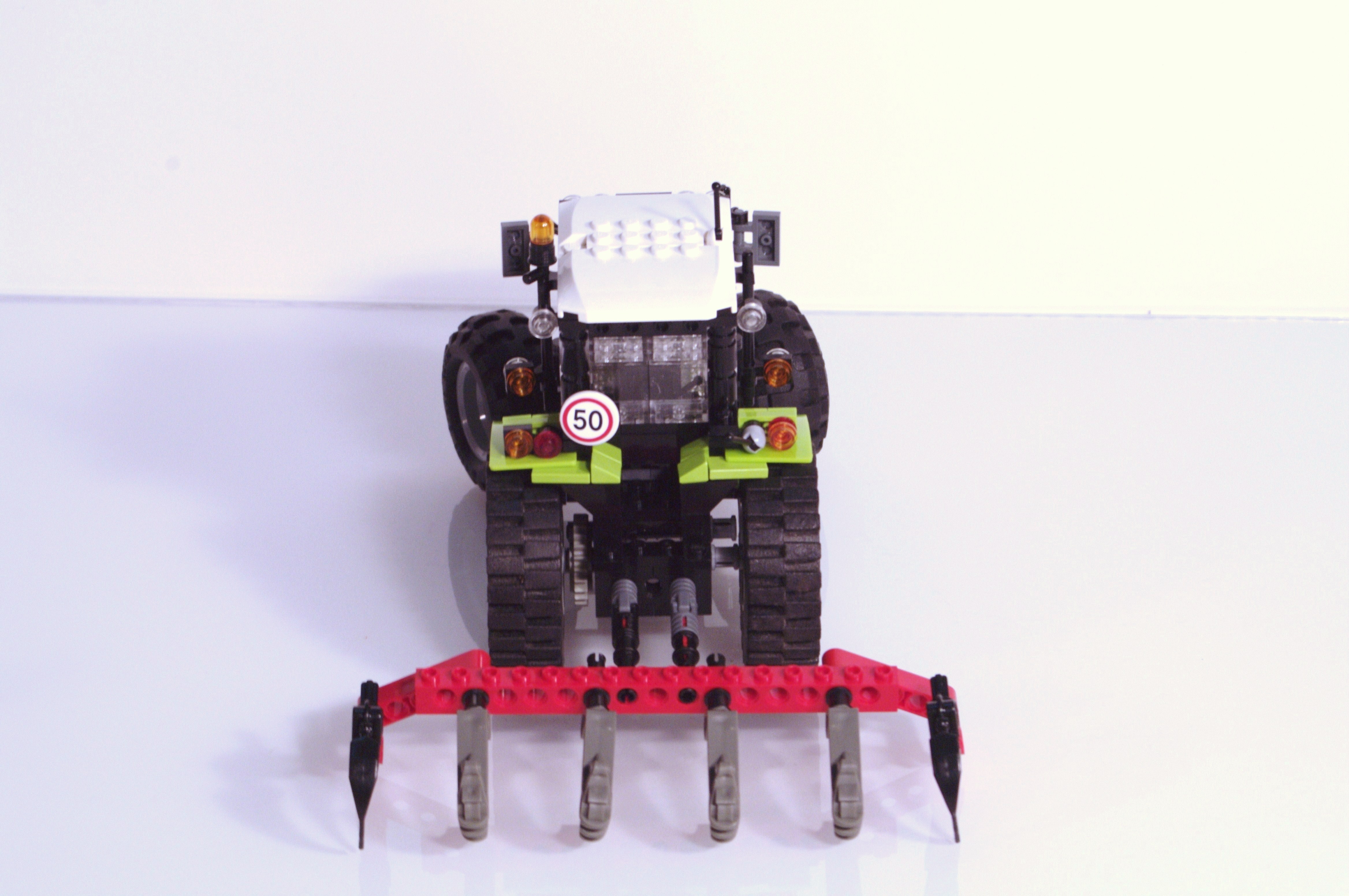 claas_axos_brick_22.jpg