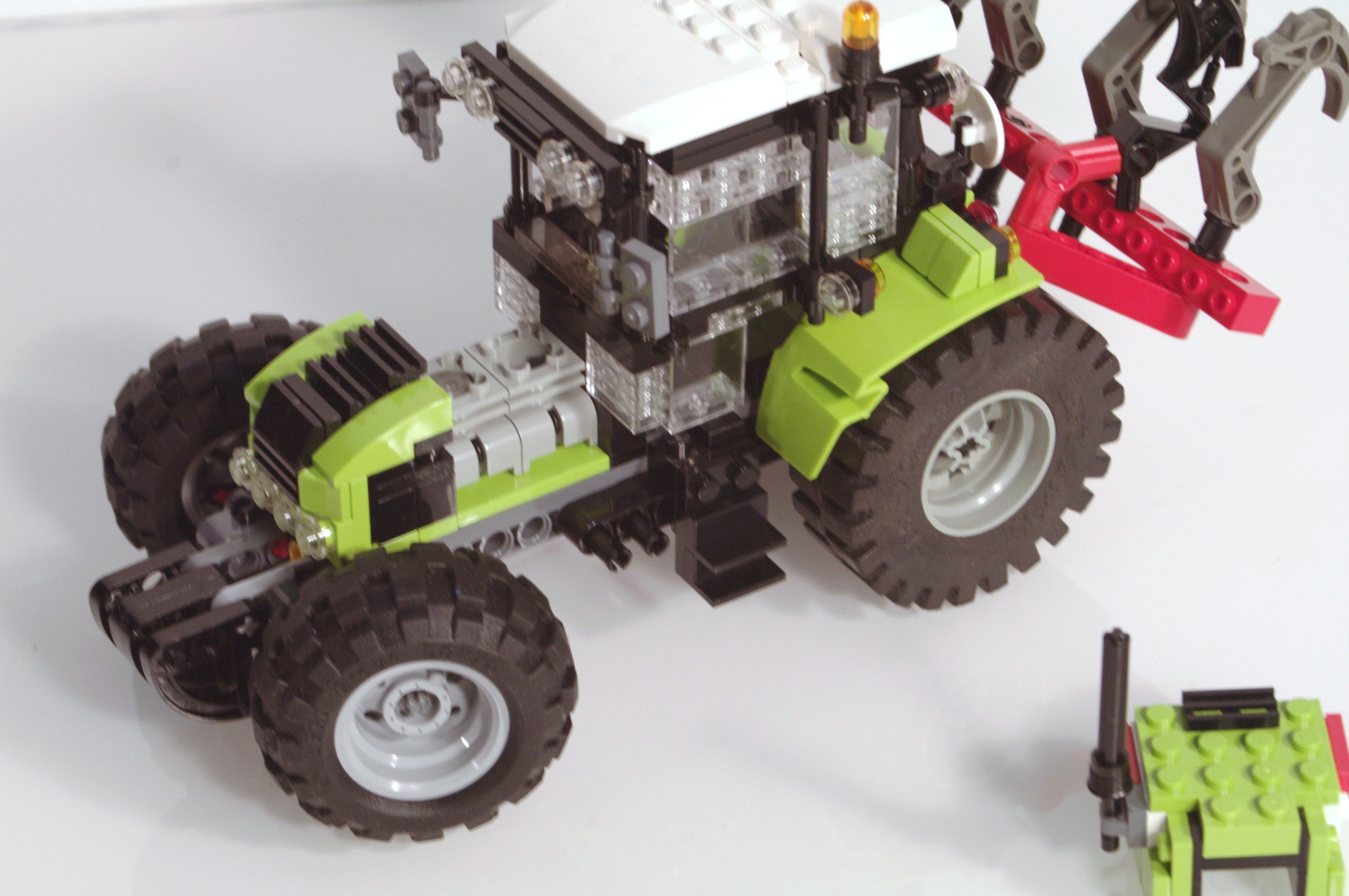 claas_axos_brick_35.jpg
