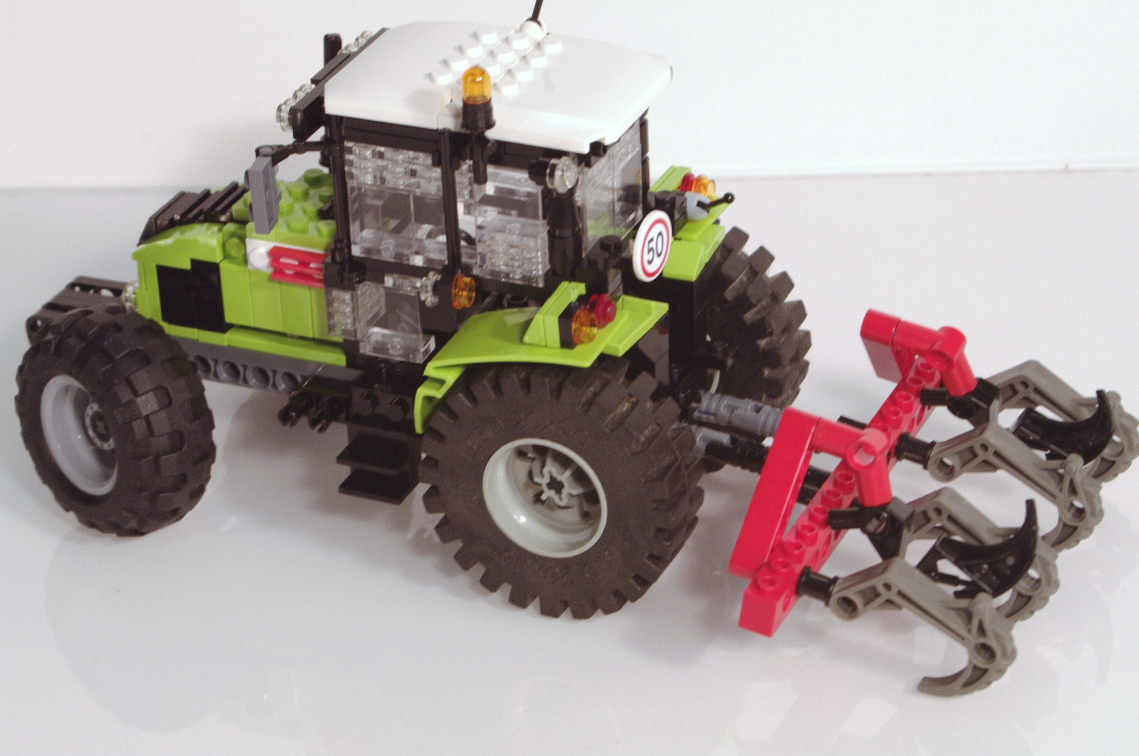 claas_axos_brick_36.jpg