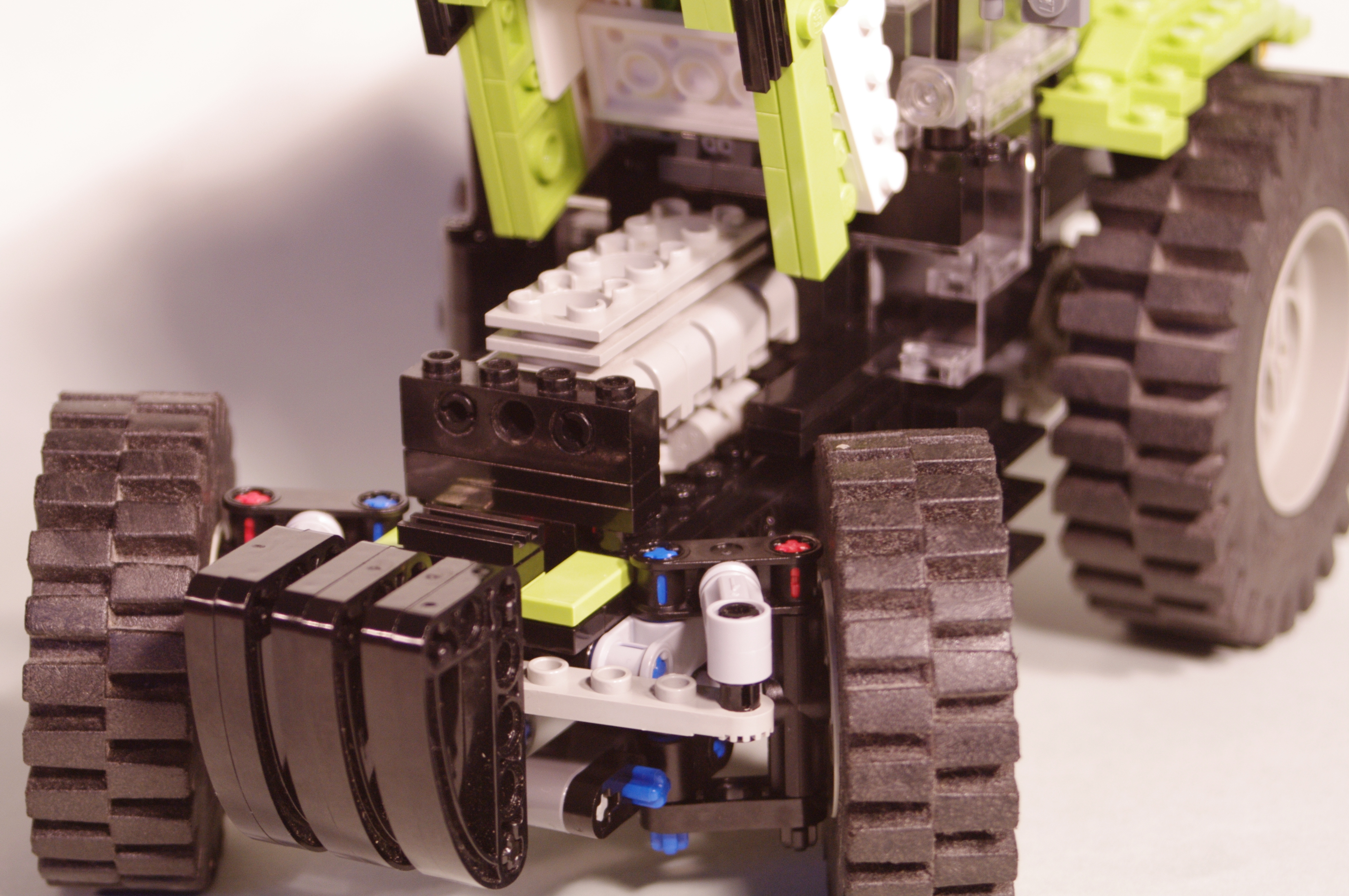 claas_arion_600_brick_09.jpg