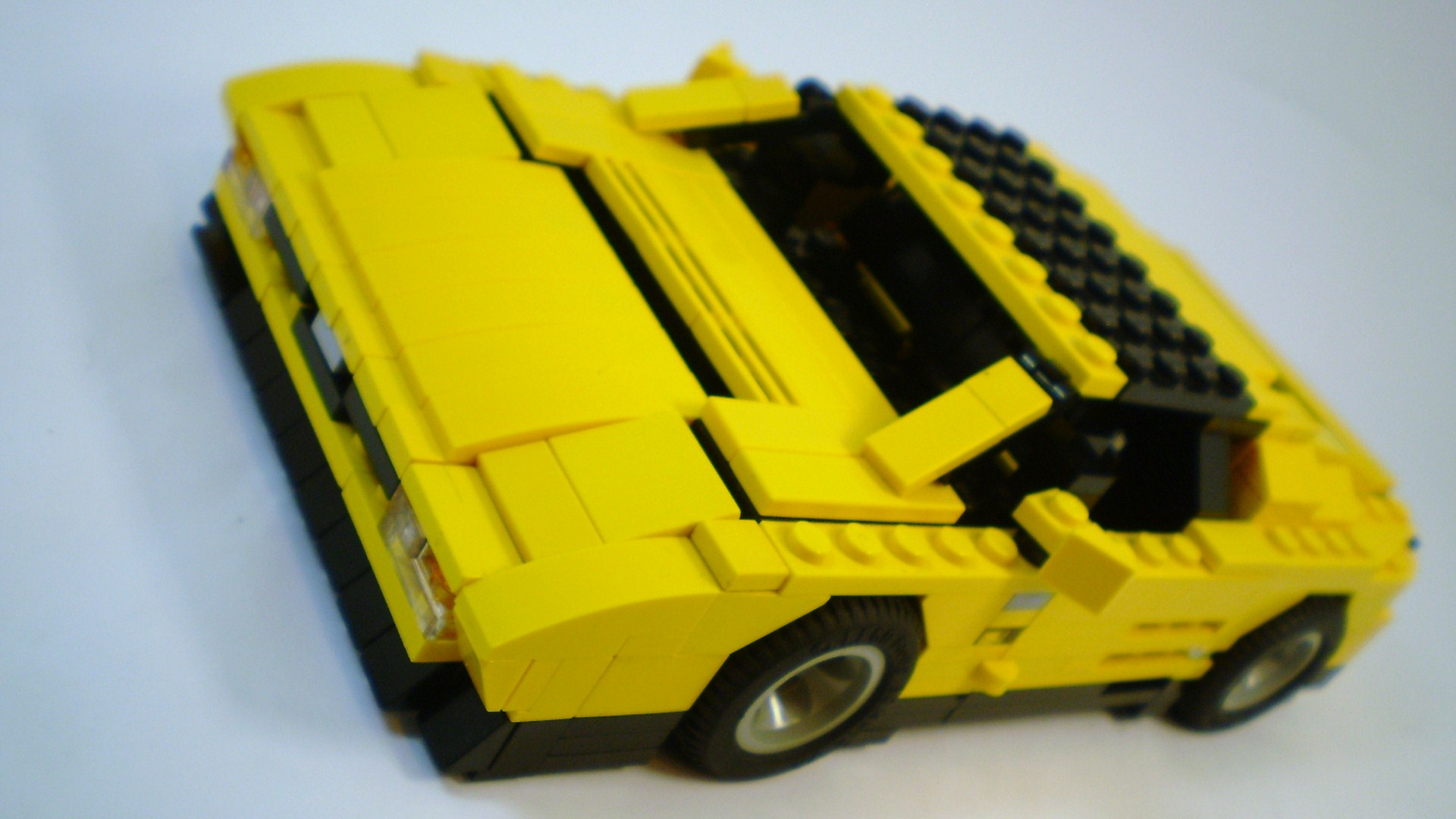 ferrari_349_ts_17.jpg