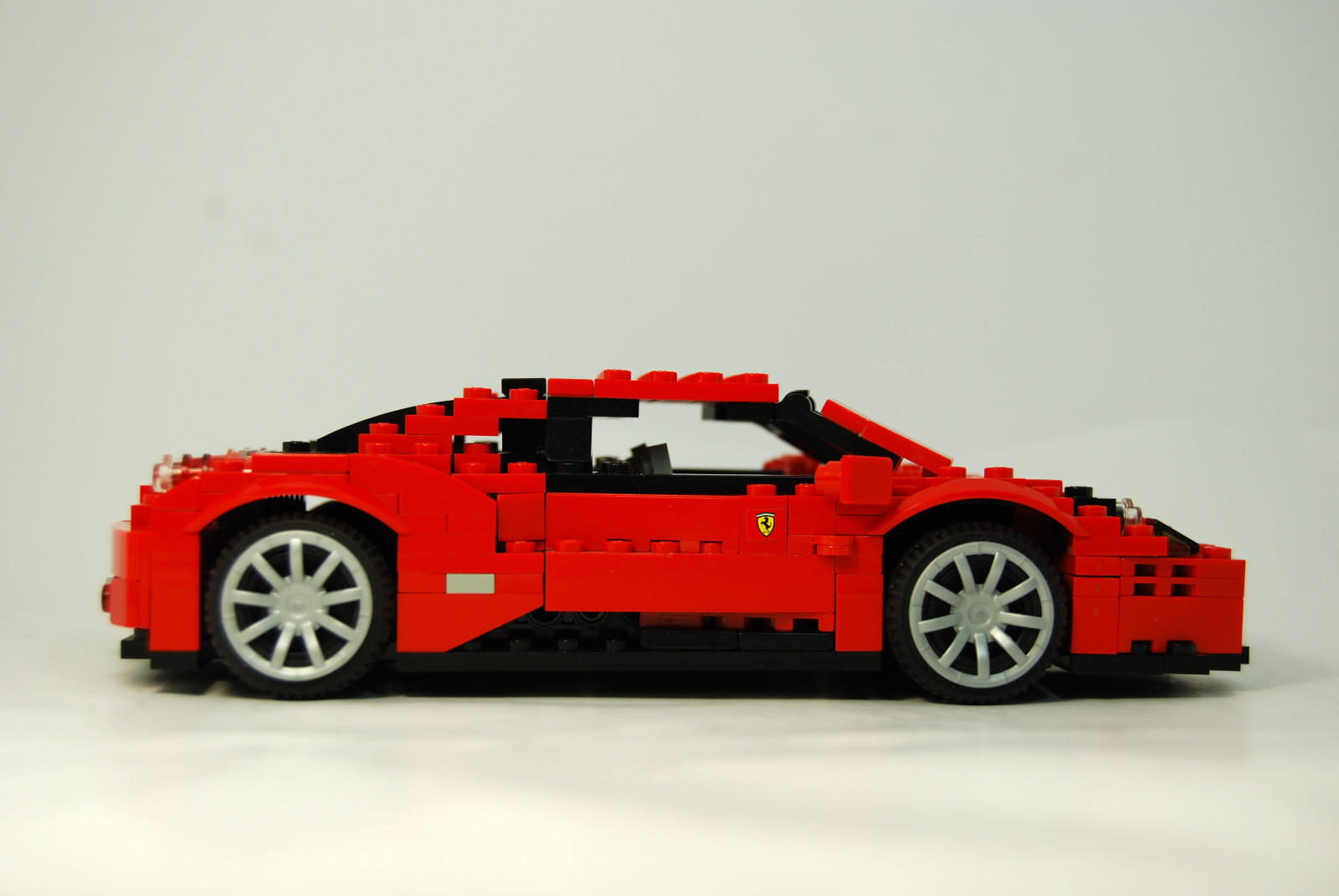 ferrari_458_italia_06.jpg