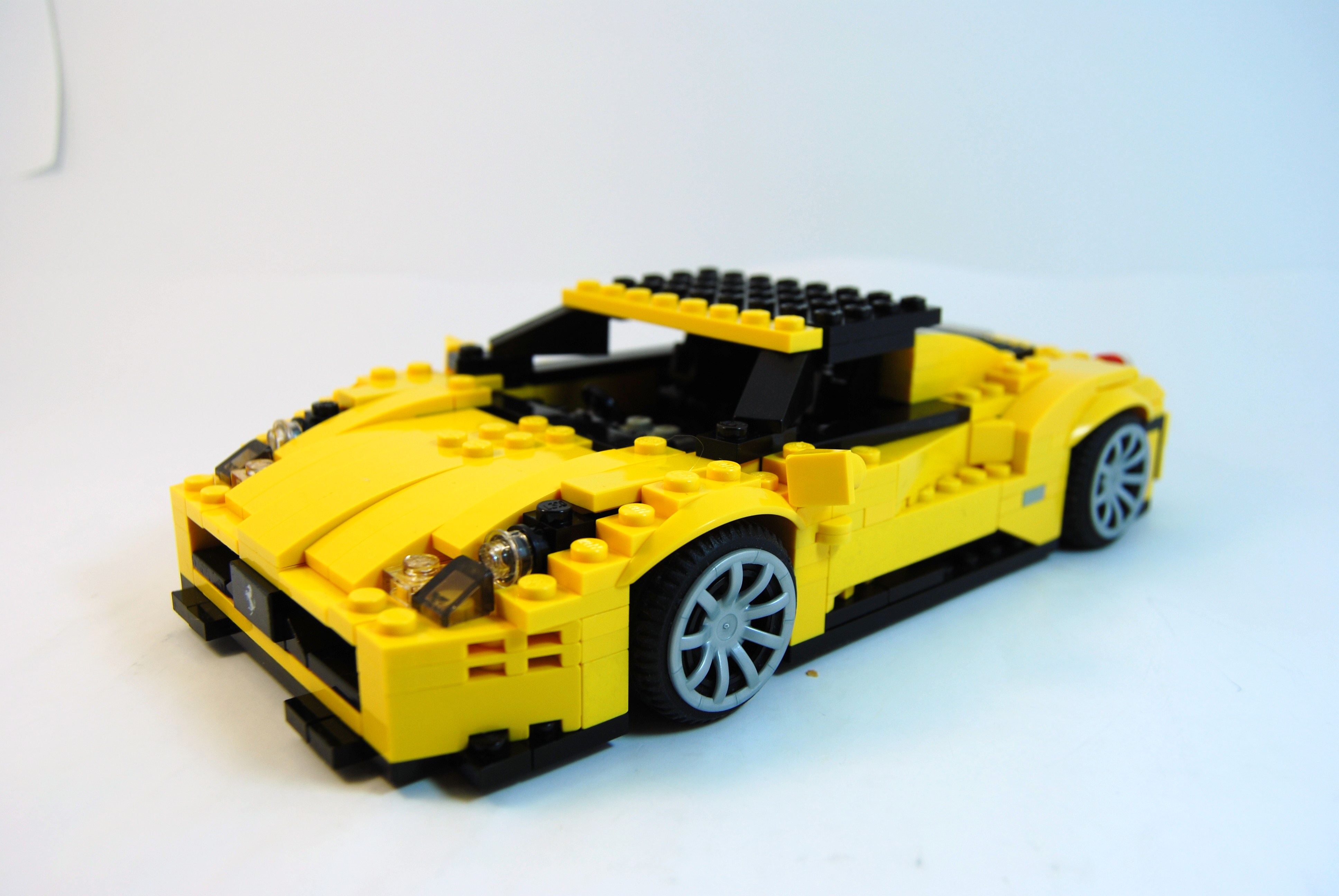 ferrari_458_italia_spider_00z.jpg