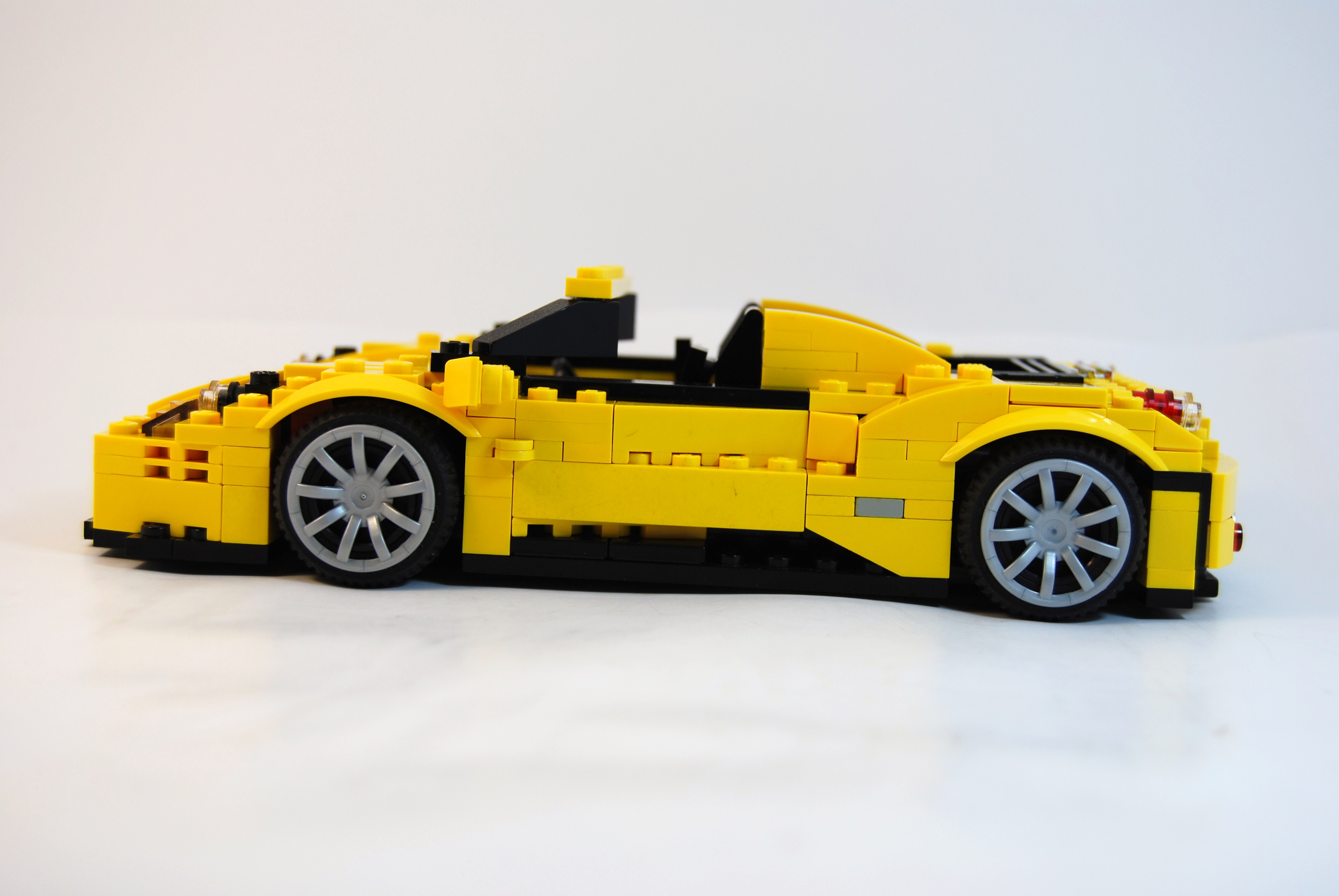 ferrari_458_italia_spider_12.jpg