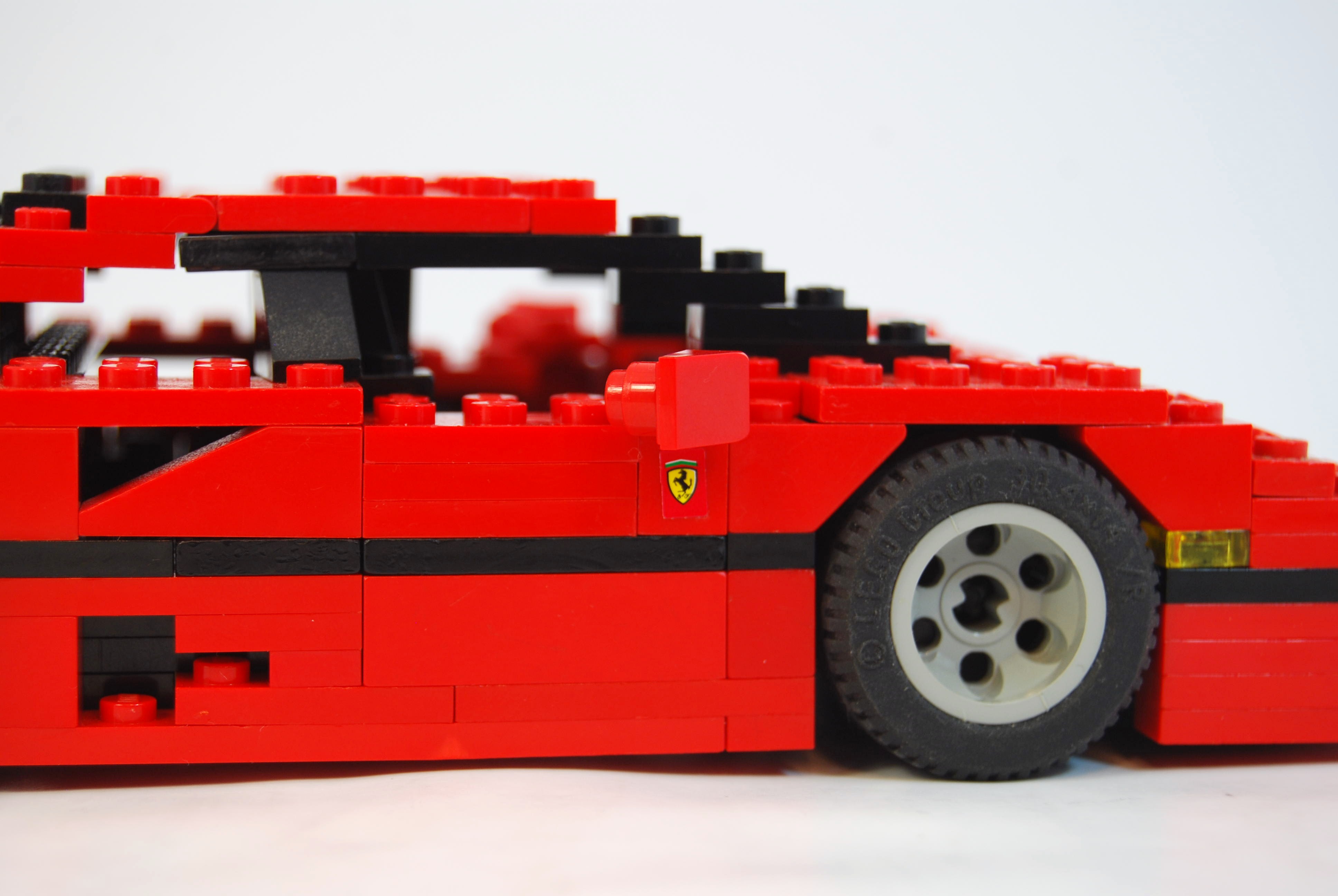 ferrari_f40_13.jpg