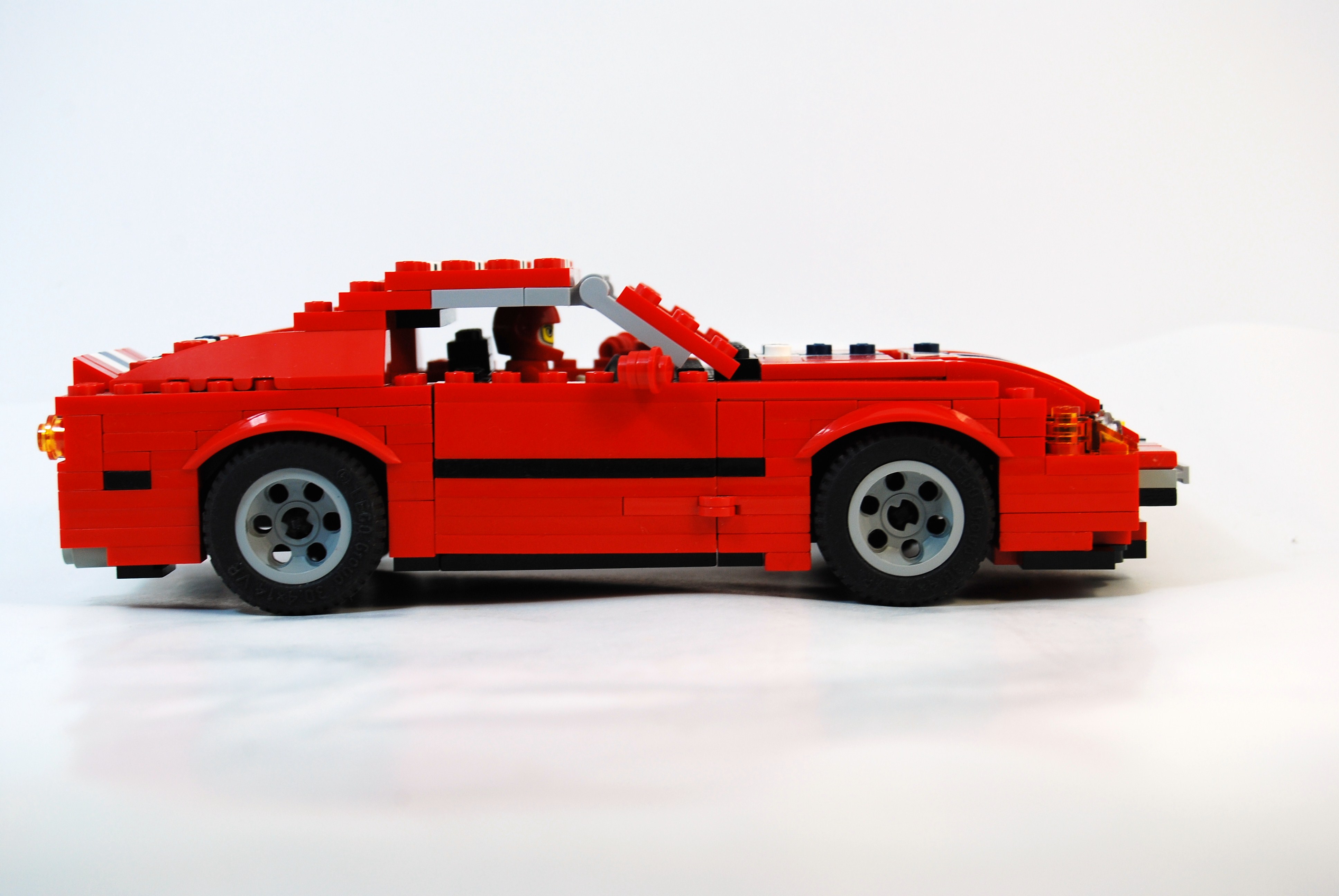 ferrari_365_gtb-c_daytona_competizione_14.jpg