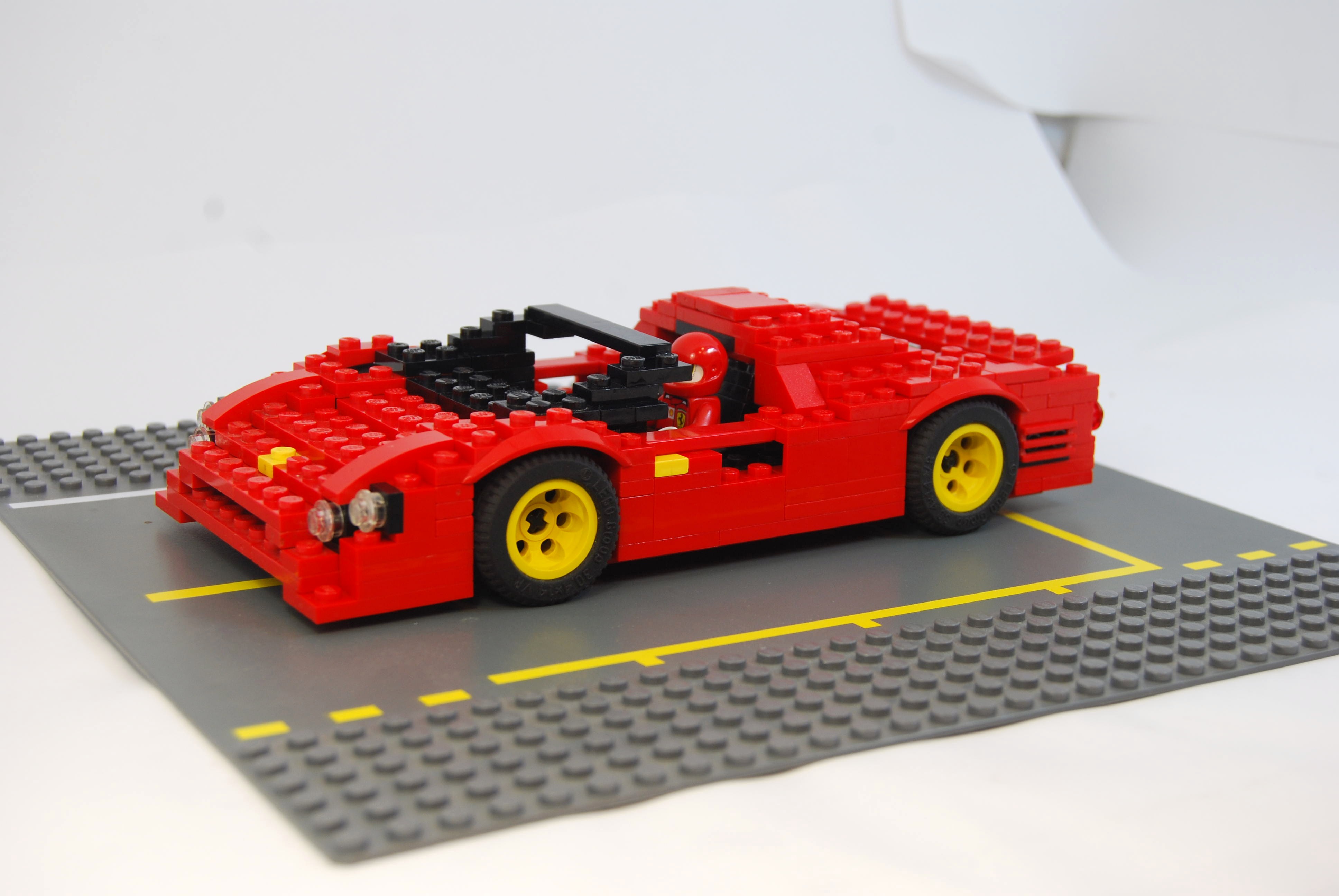 ferrari_330p4_06.jpg