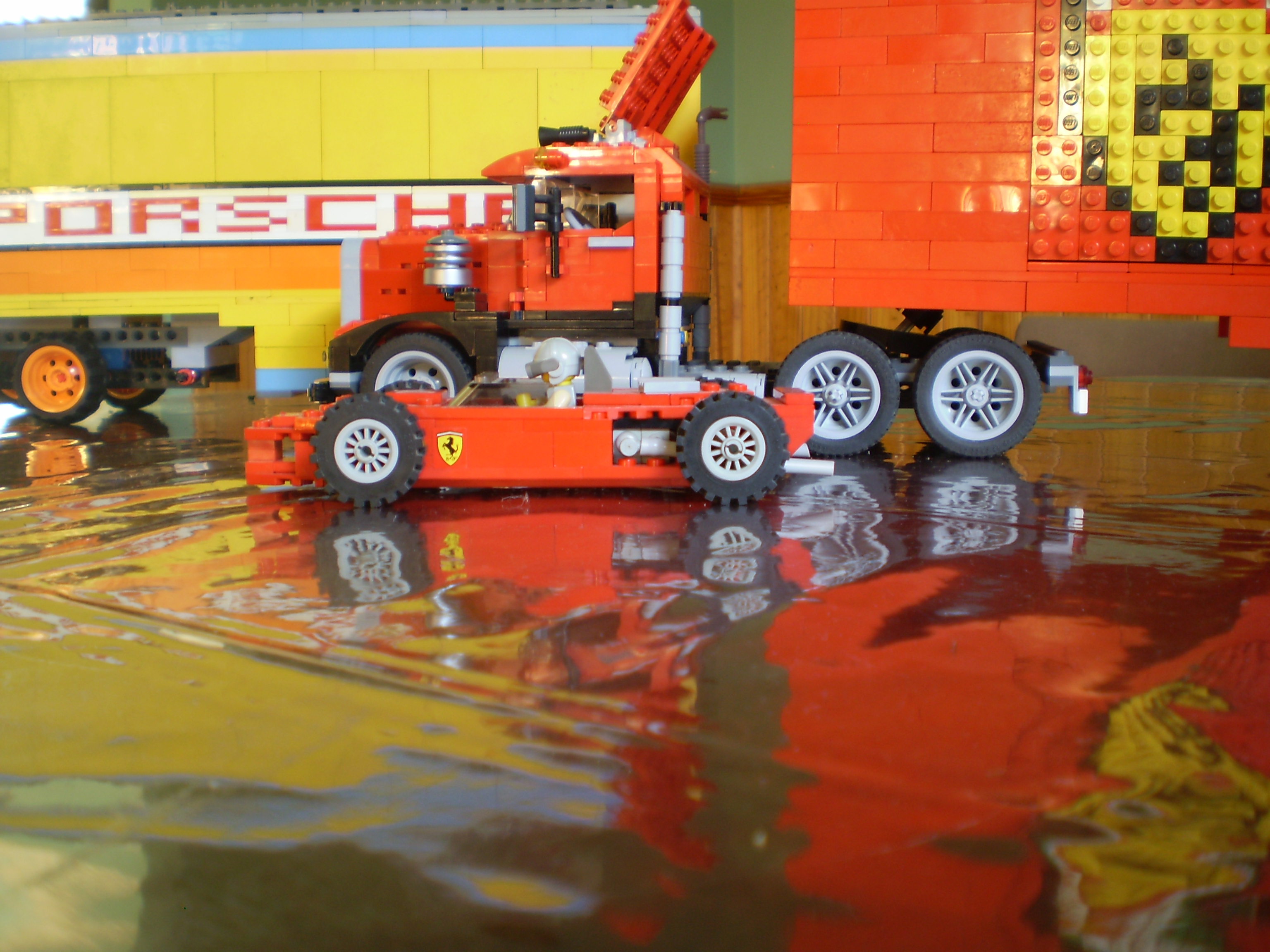 ferrari_truck_art_photos_10.jpg