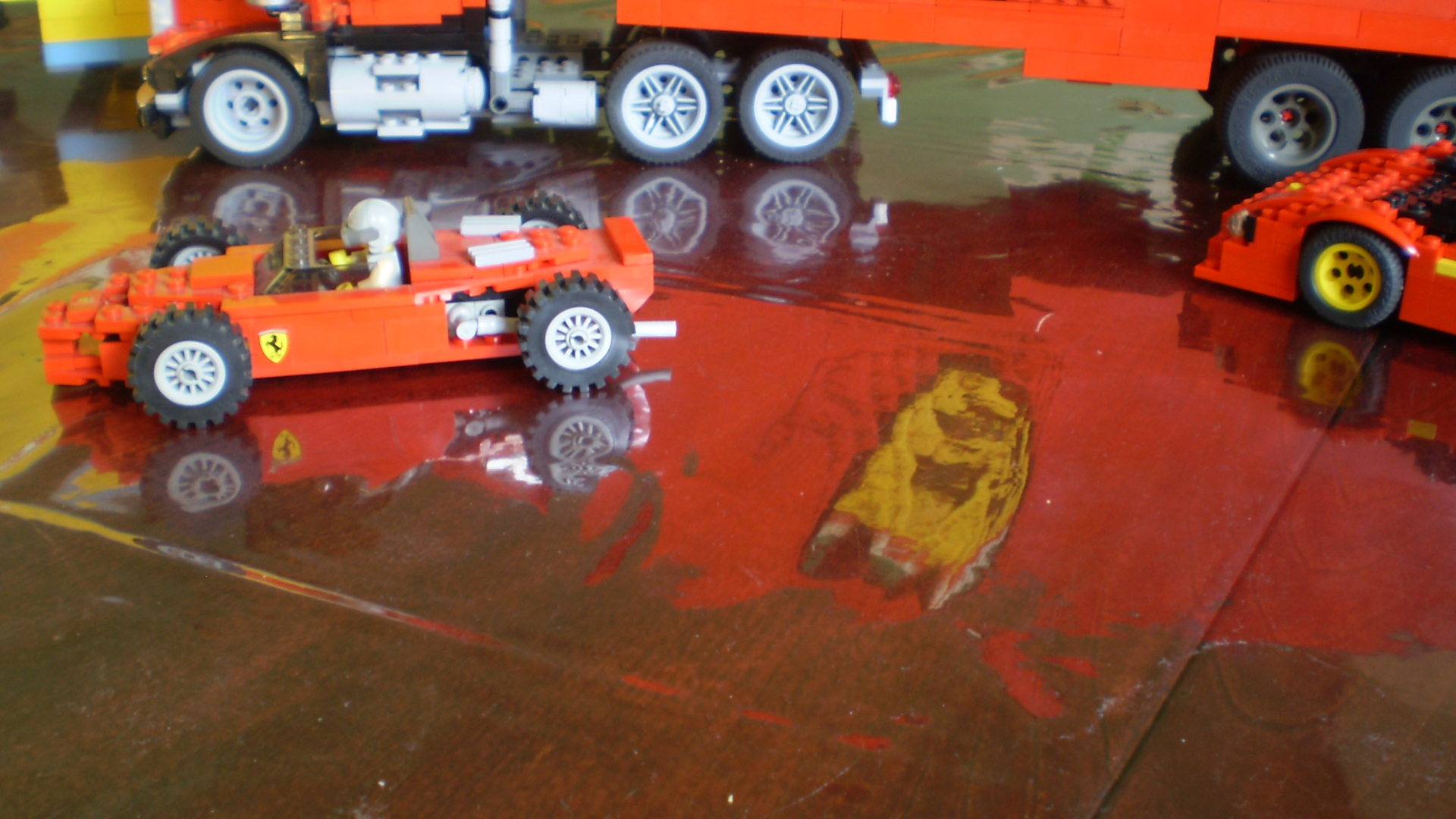ferrari_truck_art_photos_13.jpg