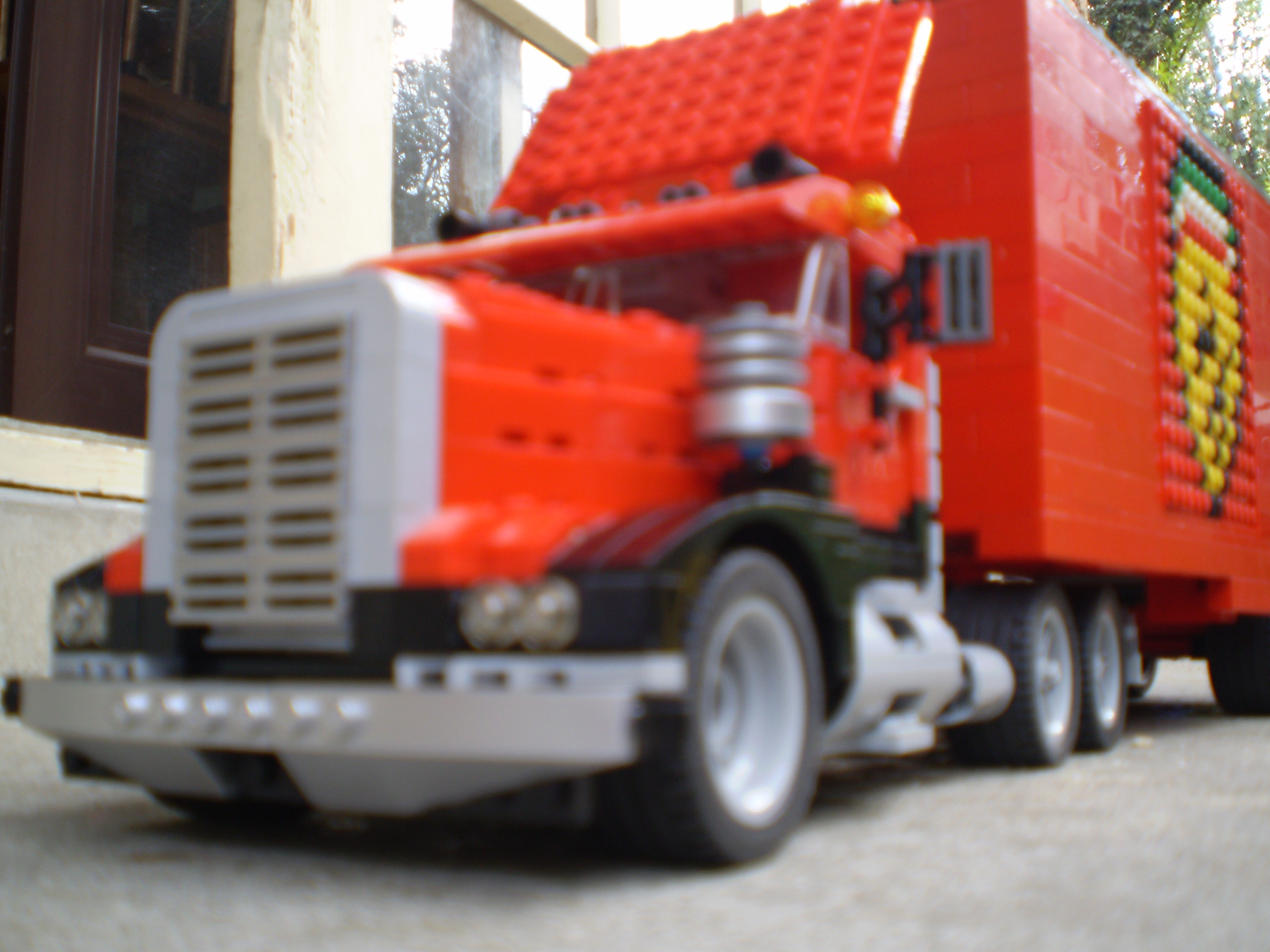 ferrari_truck_transporter_05.jpg