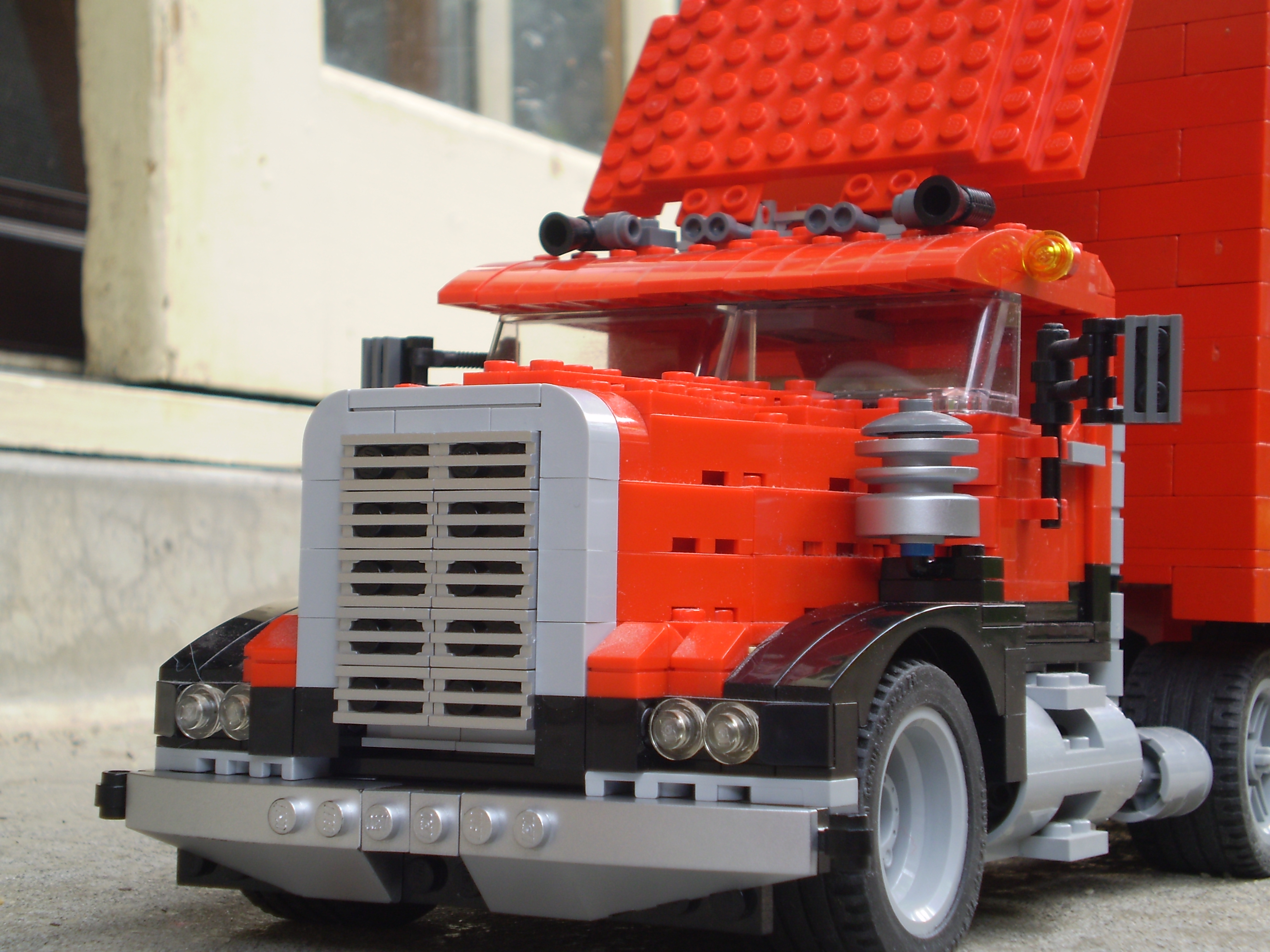 ferrari_truck_transporter_06.jpg