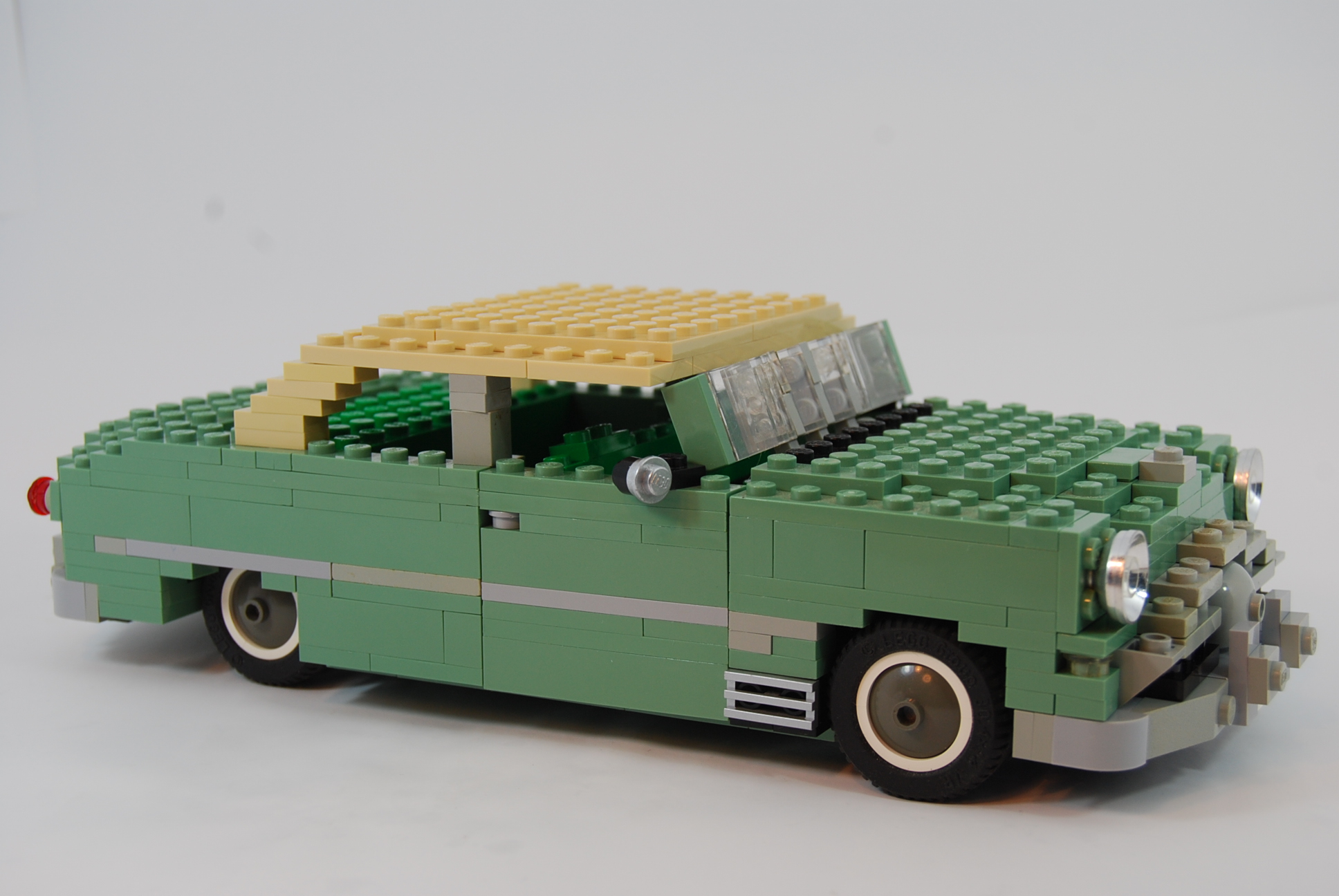 1949_ford_convertible_01.jpg