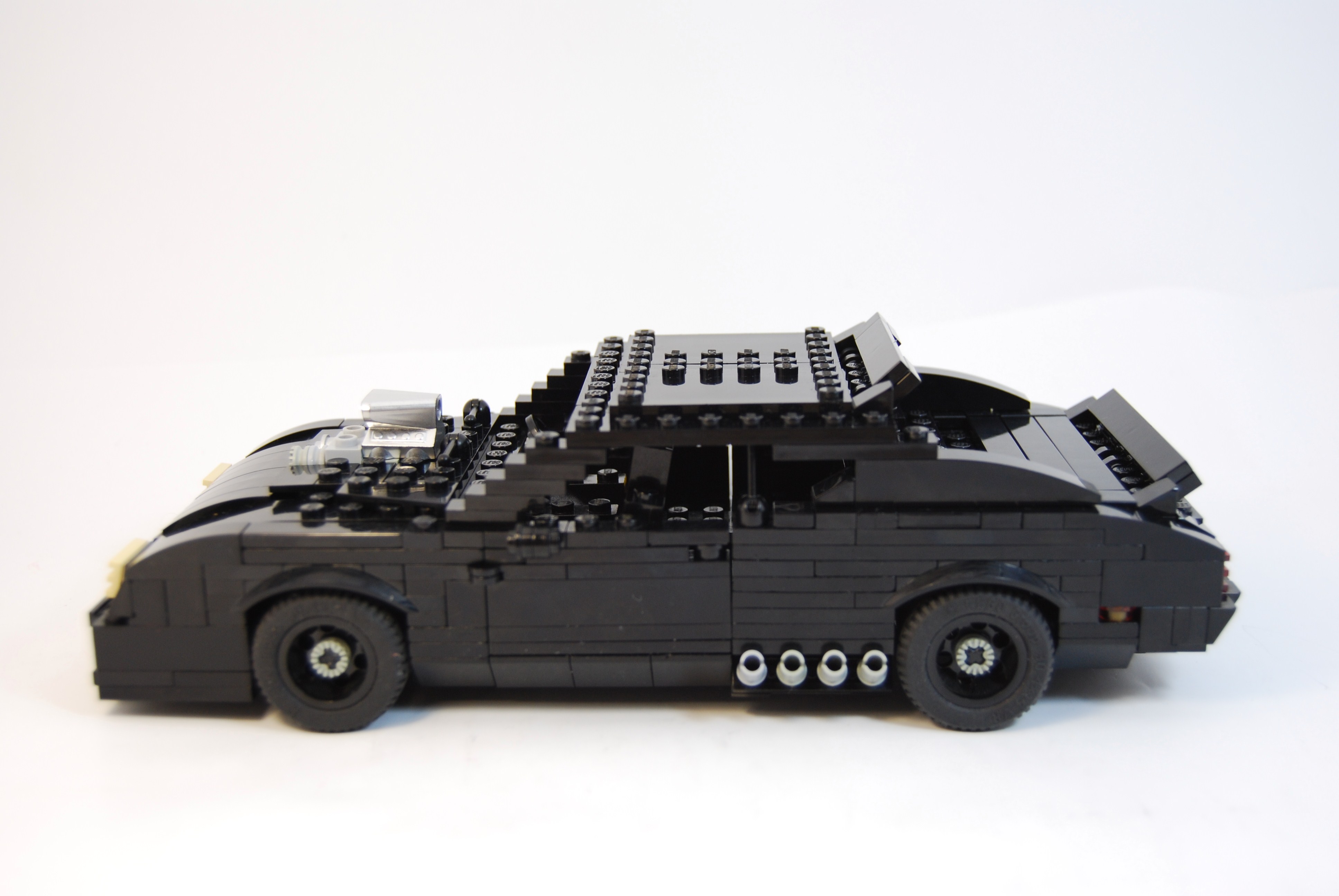 mad_max_interceptor_02.jpg