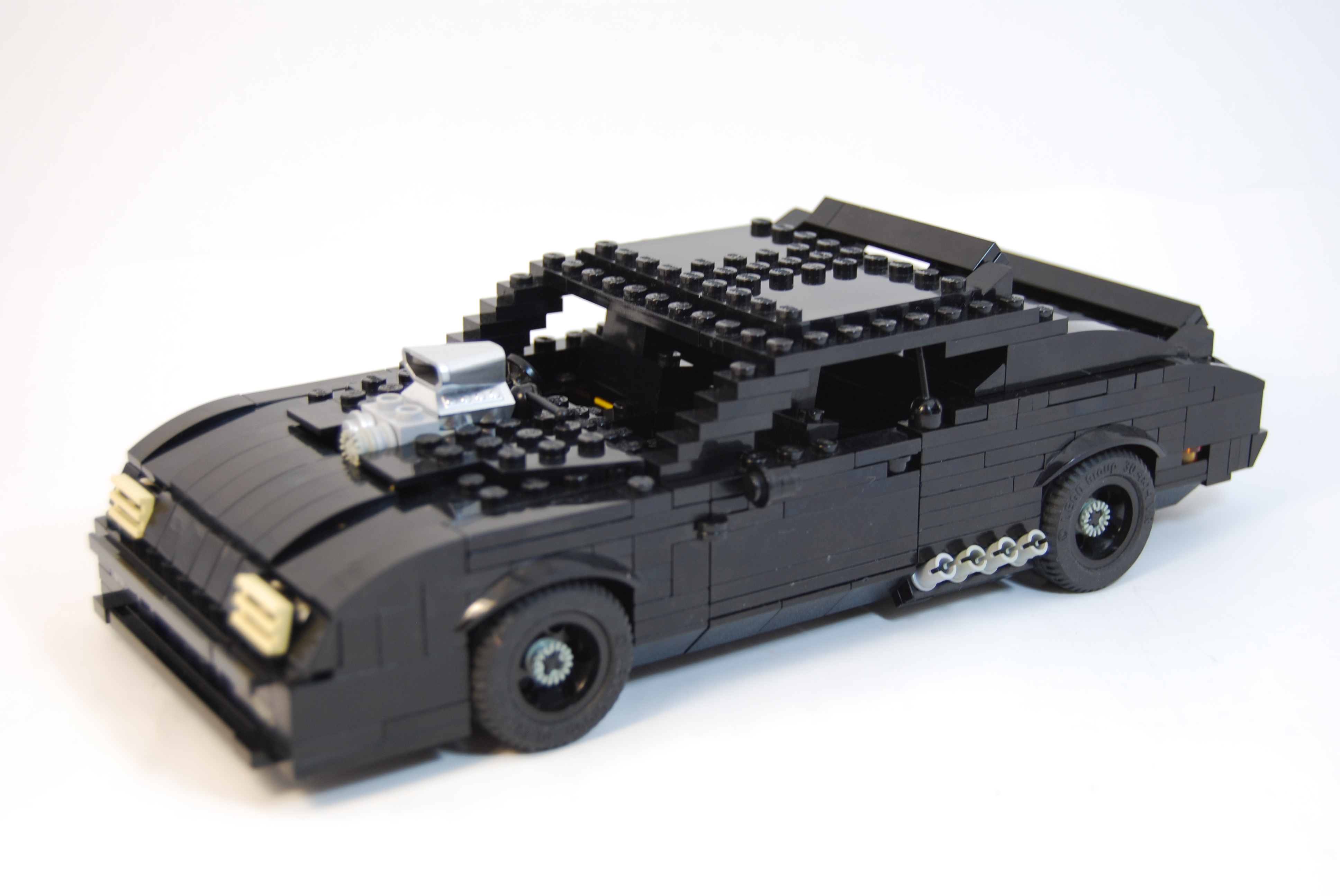 mad_max_interceptor_12.jpg