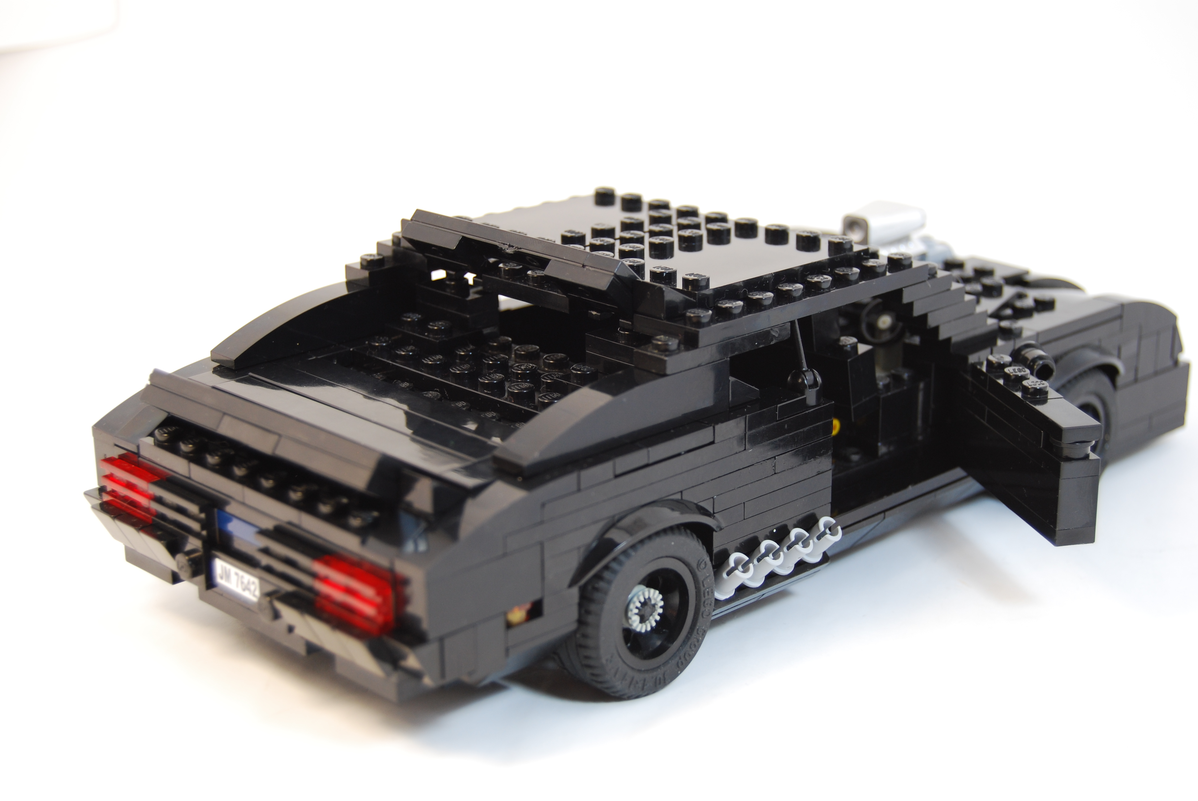mad_max_interceptor_35.jpg