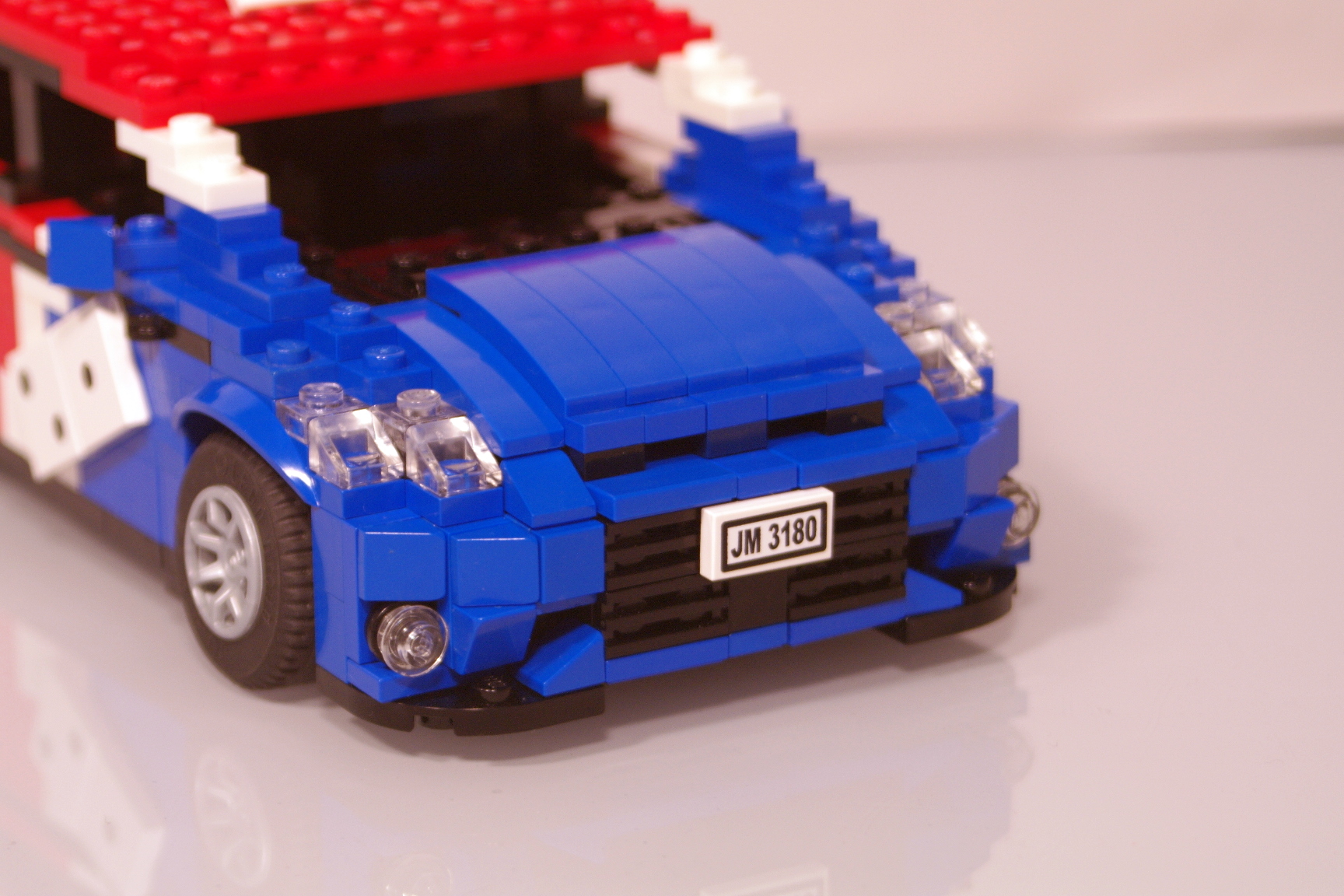 ford_c346_focus_dominos_pizza_16.jpg