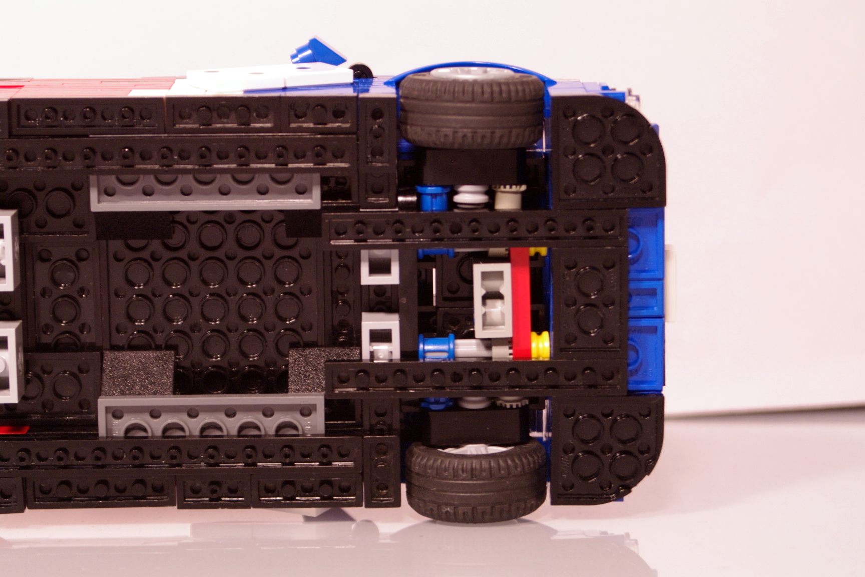 ford_c346_focus_dominos_pizza_27.jpg