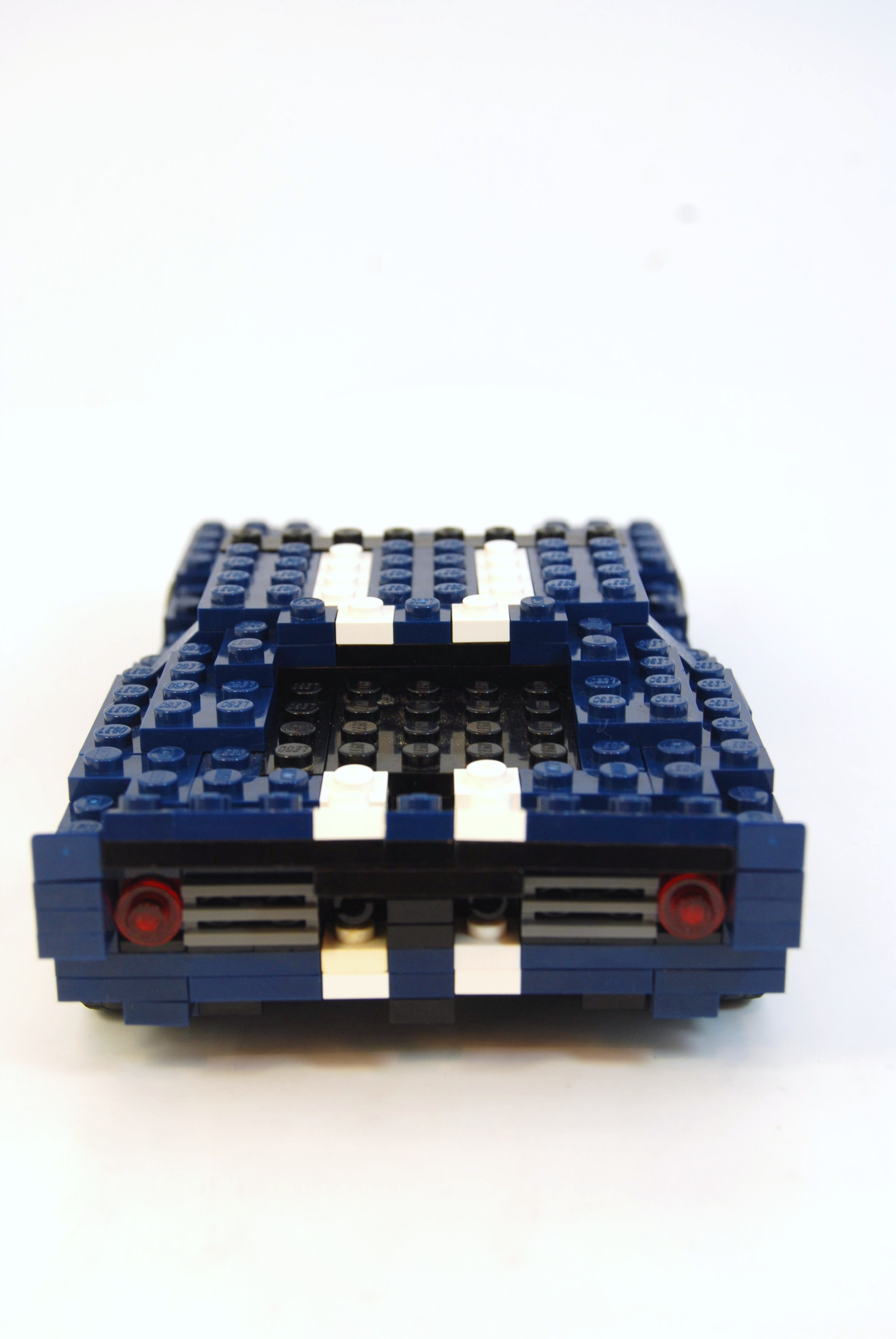 ford_gt40_111.jpg