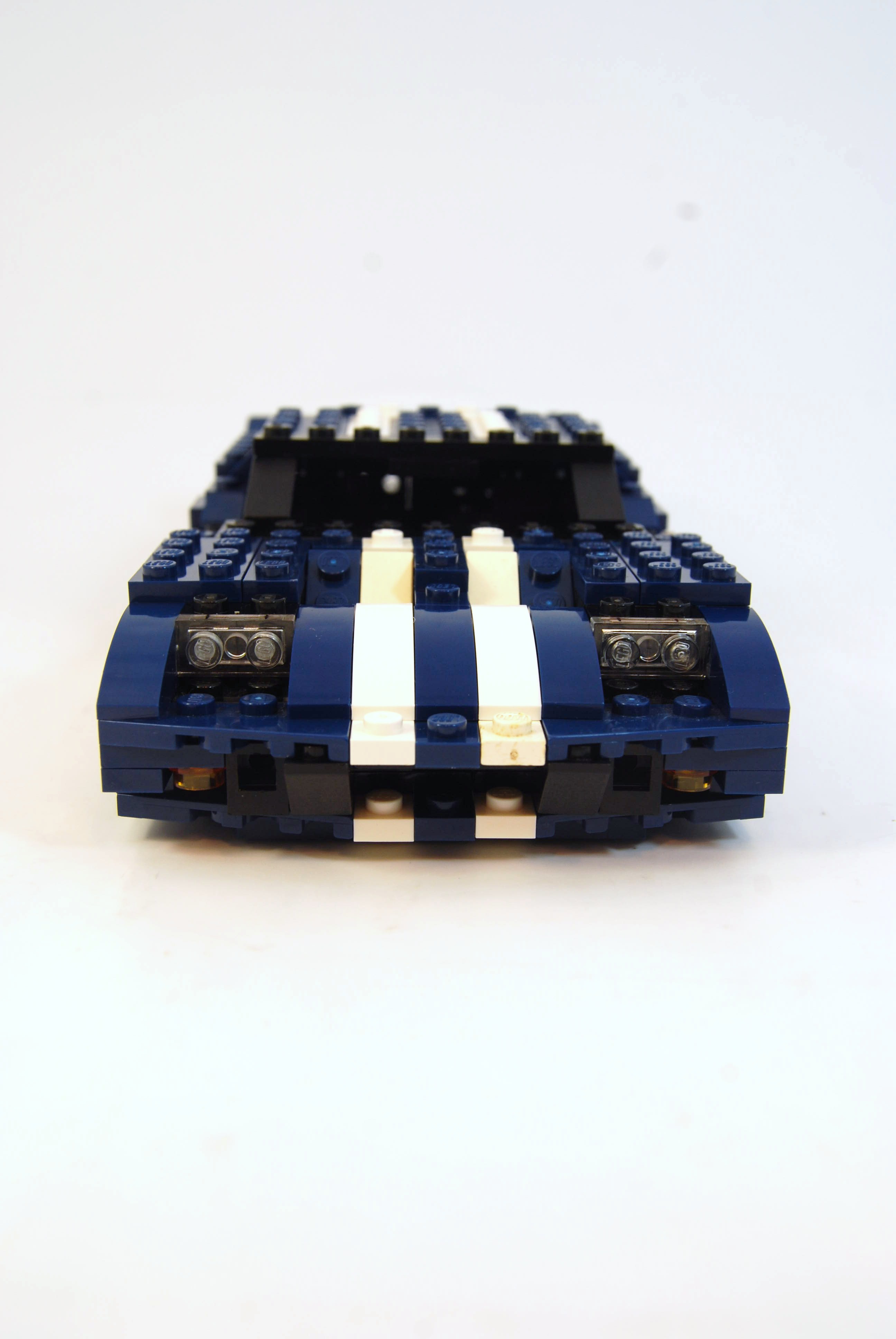 ford_gt40_98.jpg