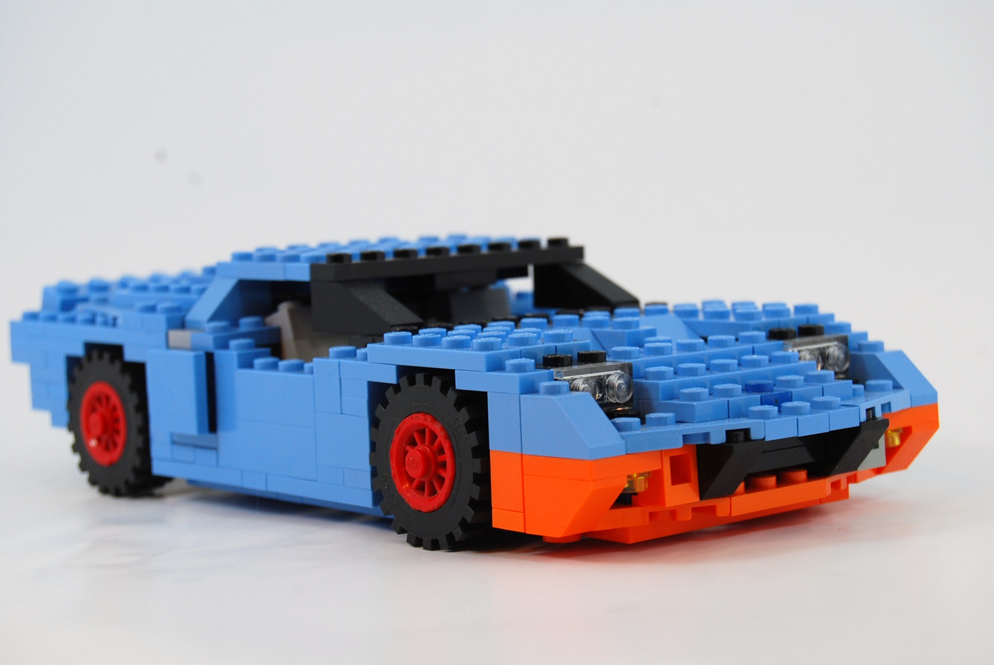 ford_gt40_02.jpg