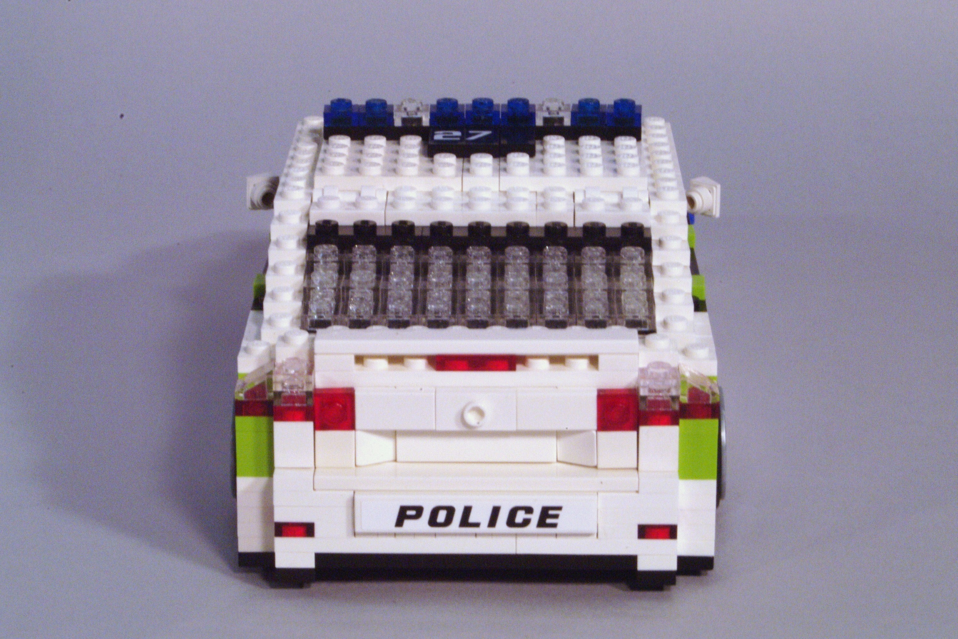 ford_mondeo_mk3_police_13.jpg