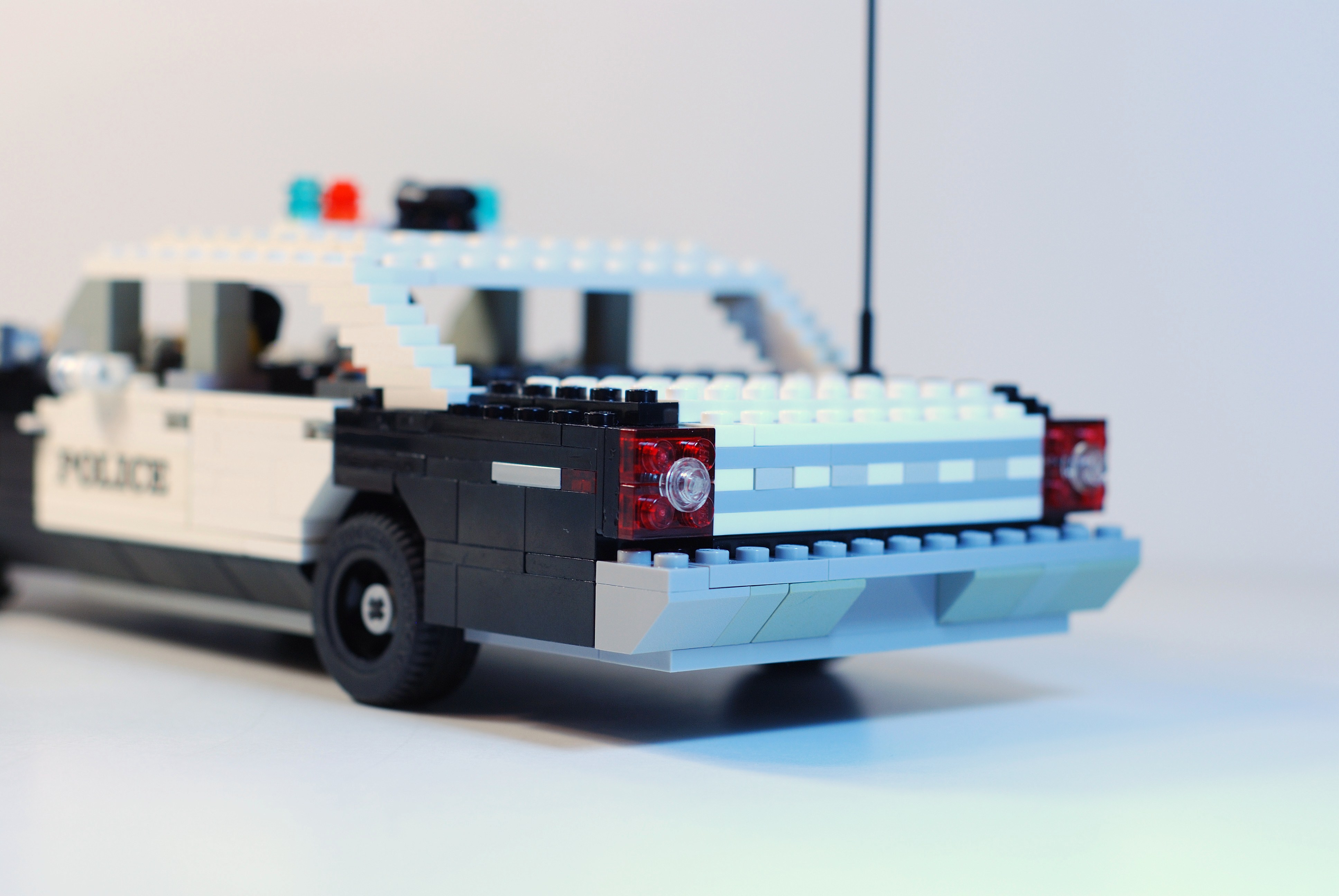 ford_galaxie_1966_4-door_police_interceptor_19.jpg