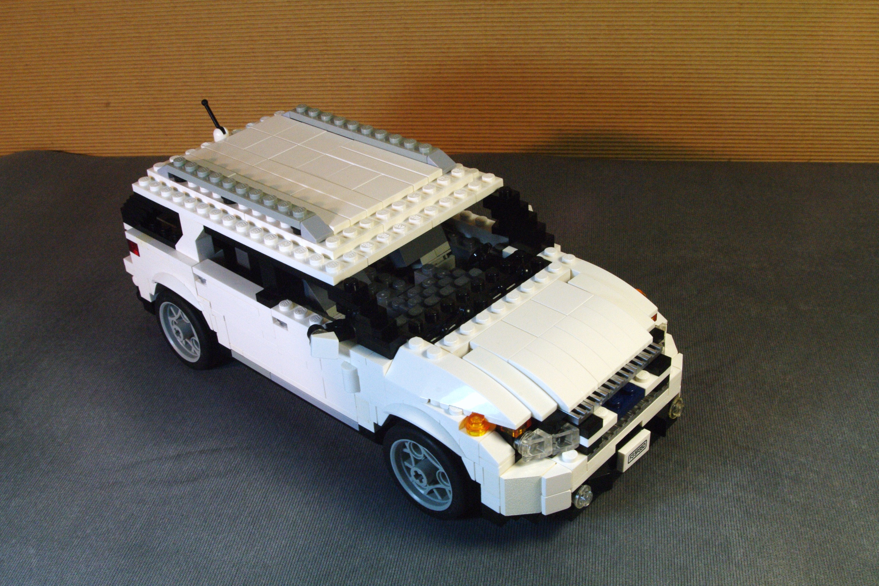 ford_explorer_2011_25.jpg