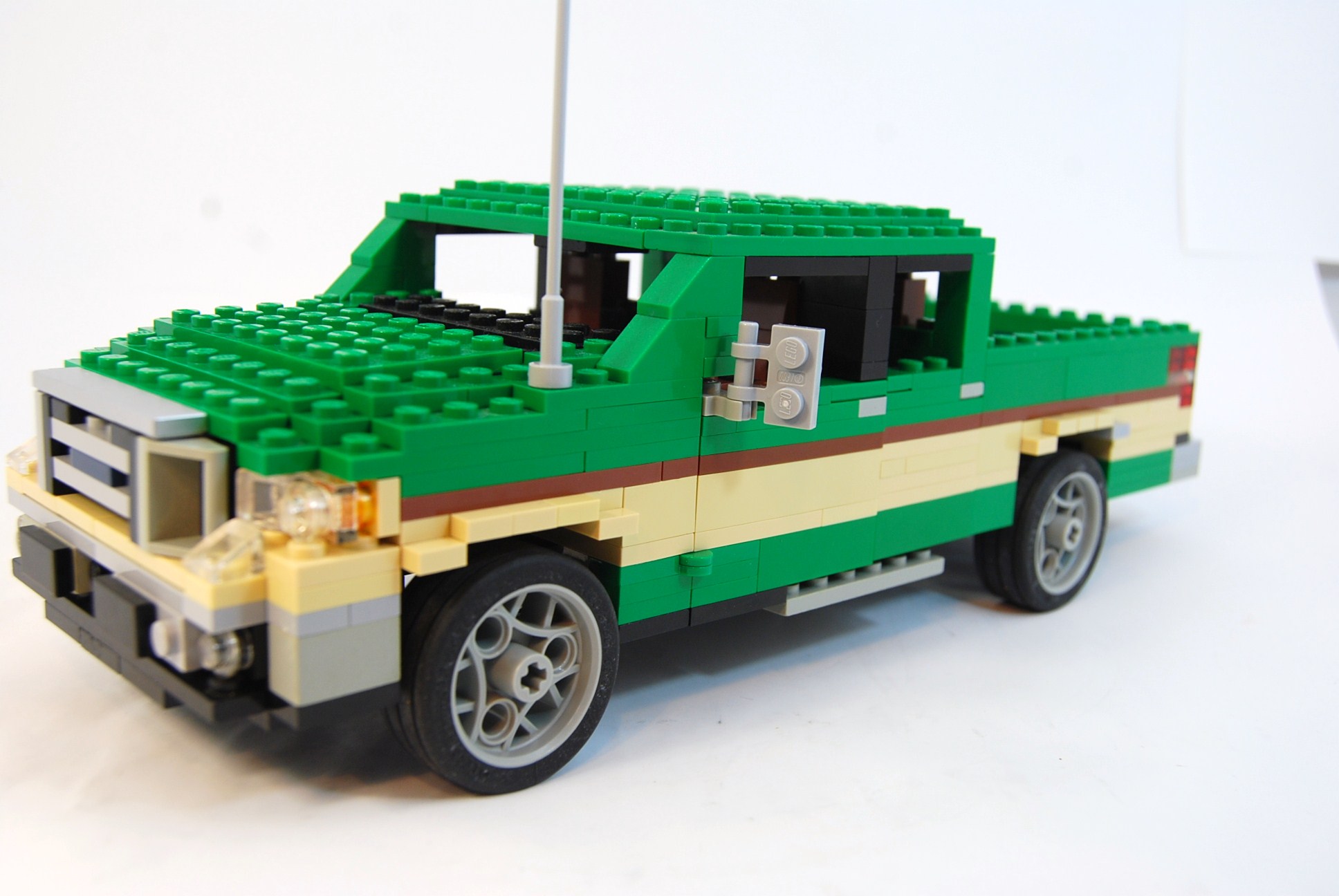 ford_f-series_2009_26.jpg