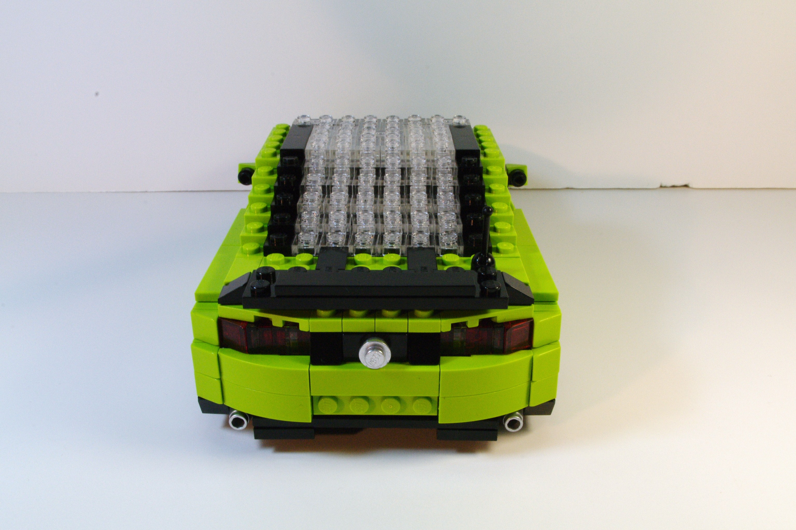 mustang_2011_gt_09.jpg