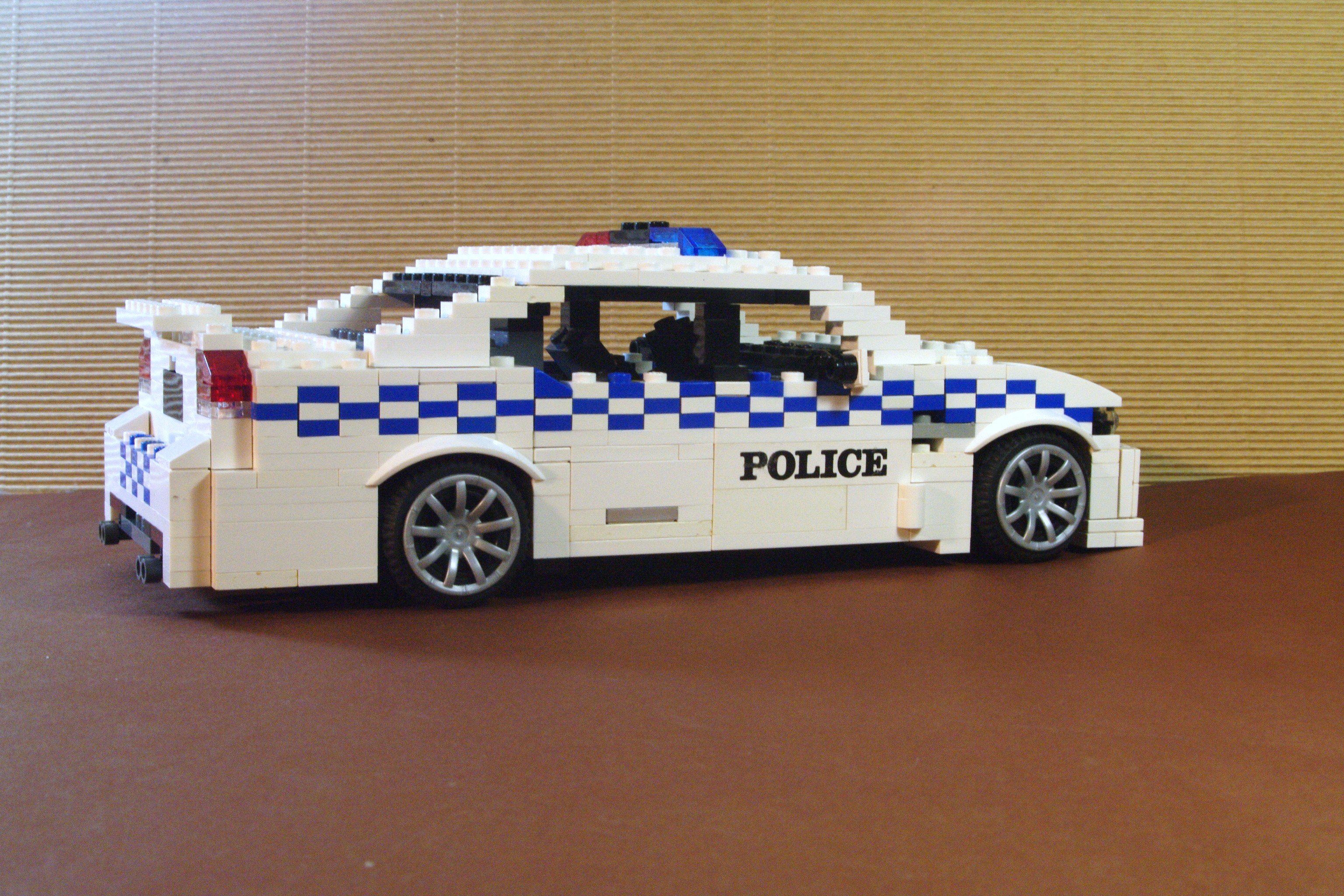 holden_ve_commodore_ss_09.jpg