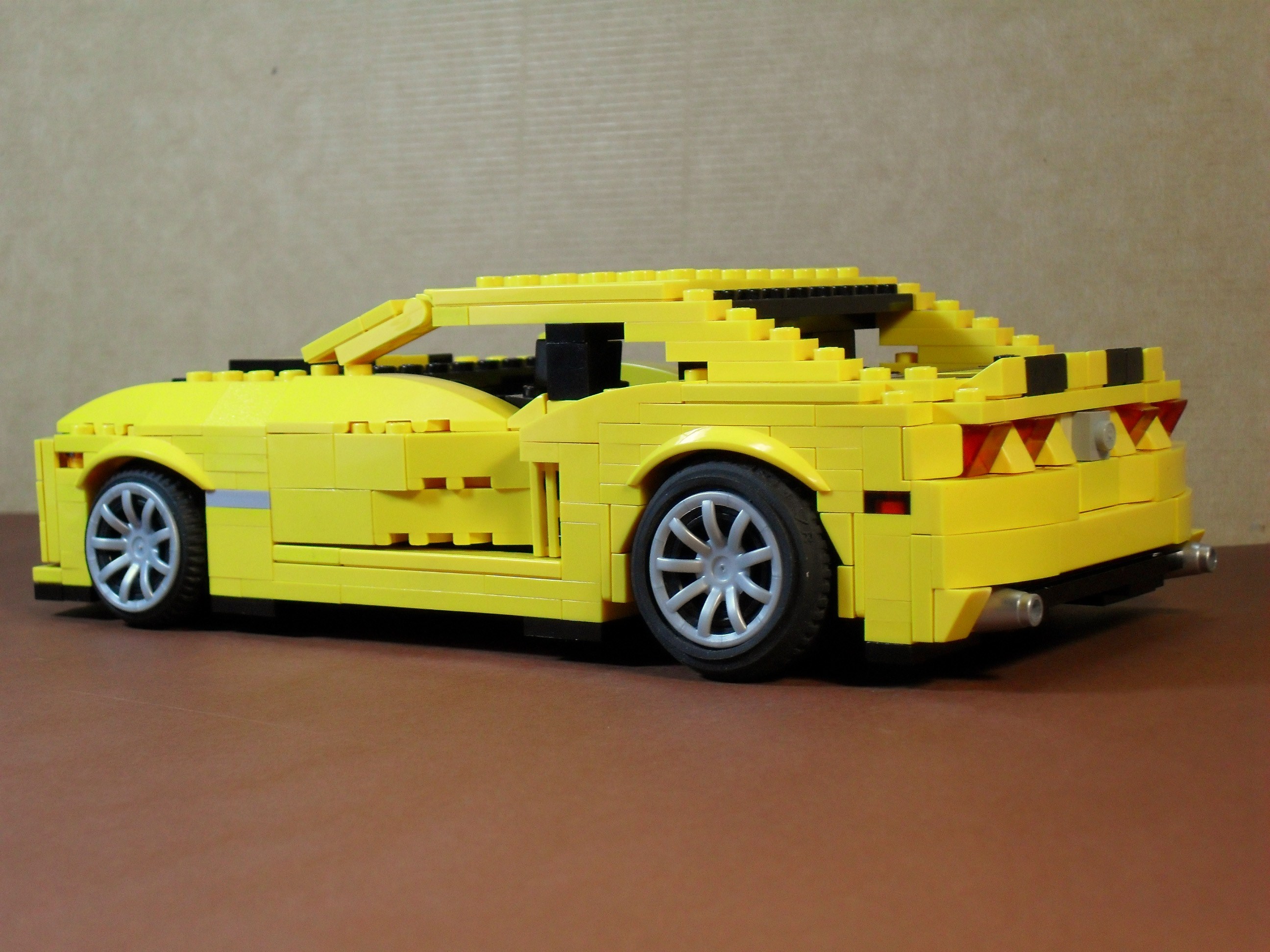 chevrolet_camaro_2010_bumble_bee_25.jpg