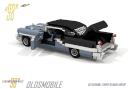 oldsmobile_1957_98_holiday_hardtop_coupe_04.png