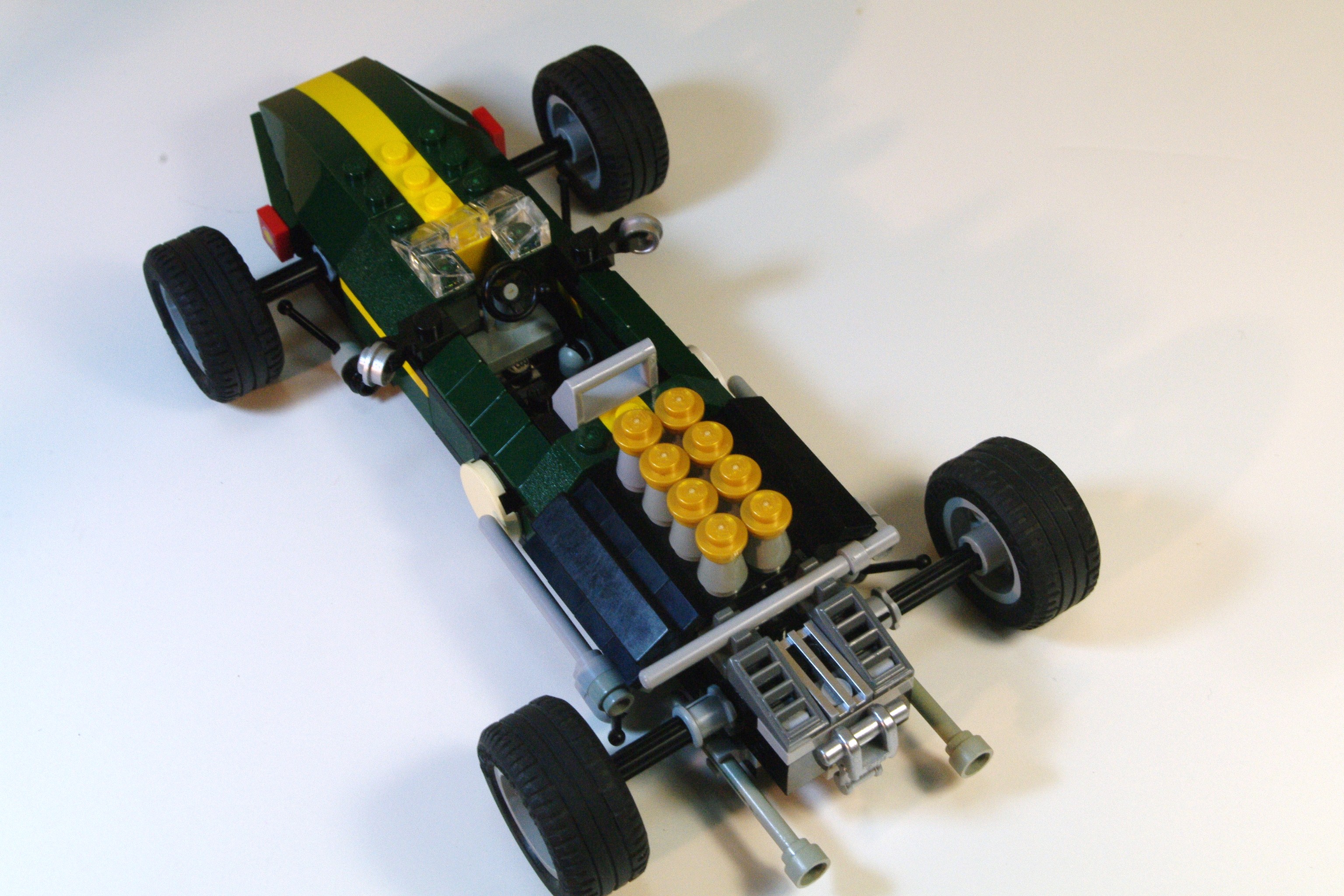 lotus_49a_formula_1_racer_10.jpg