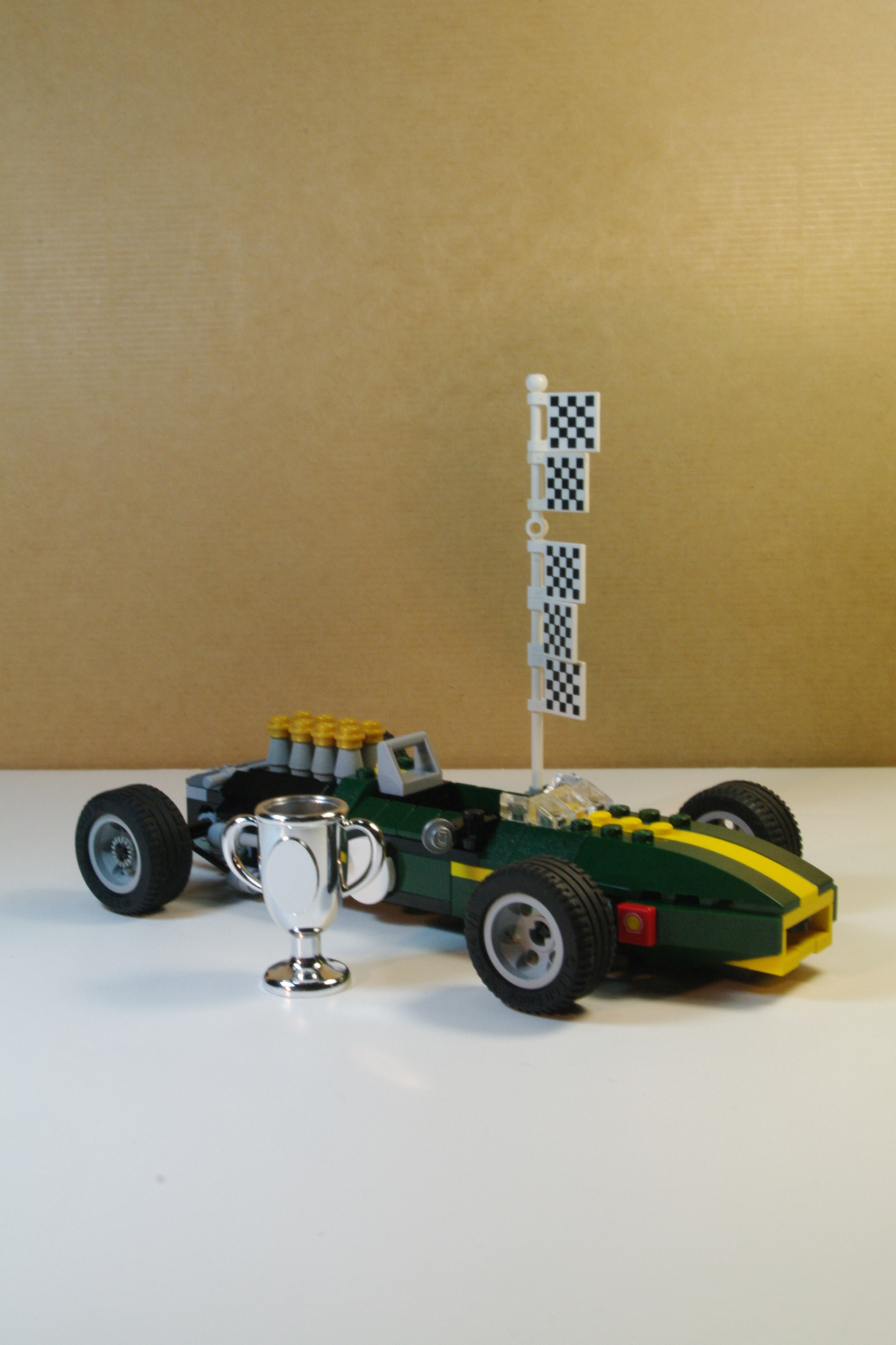 lotus_49a_formula_1_racer_21.jpg