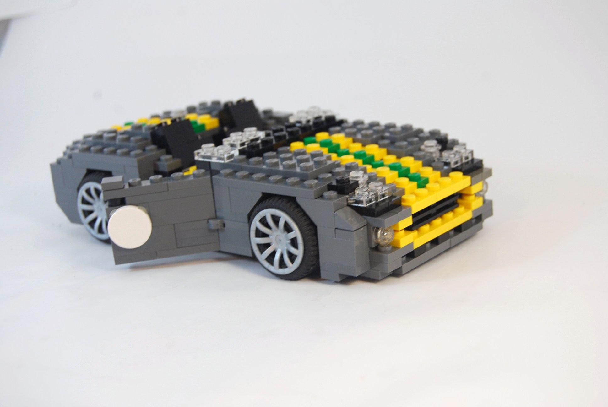 jaguar_f-type_racer_01.jpg