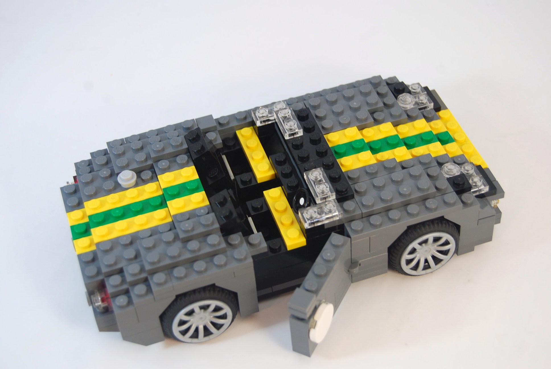jaguar_f-type_racer_04.jpg