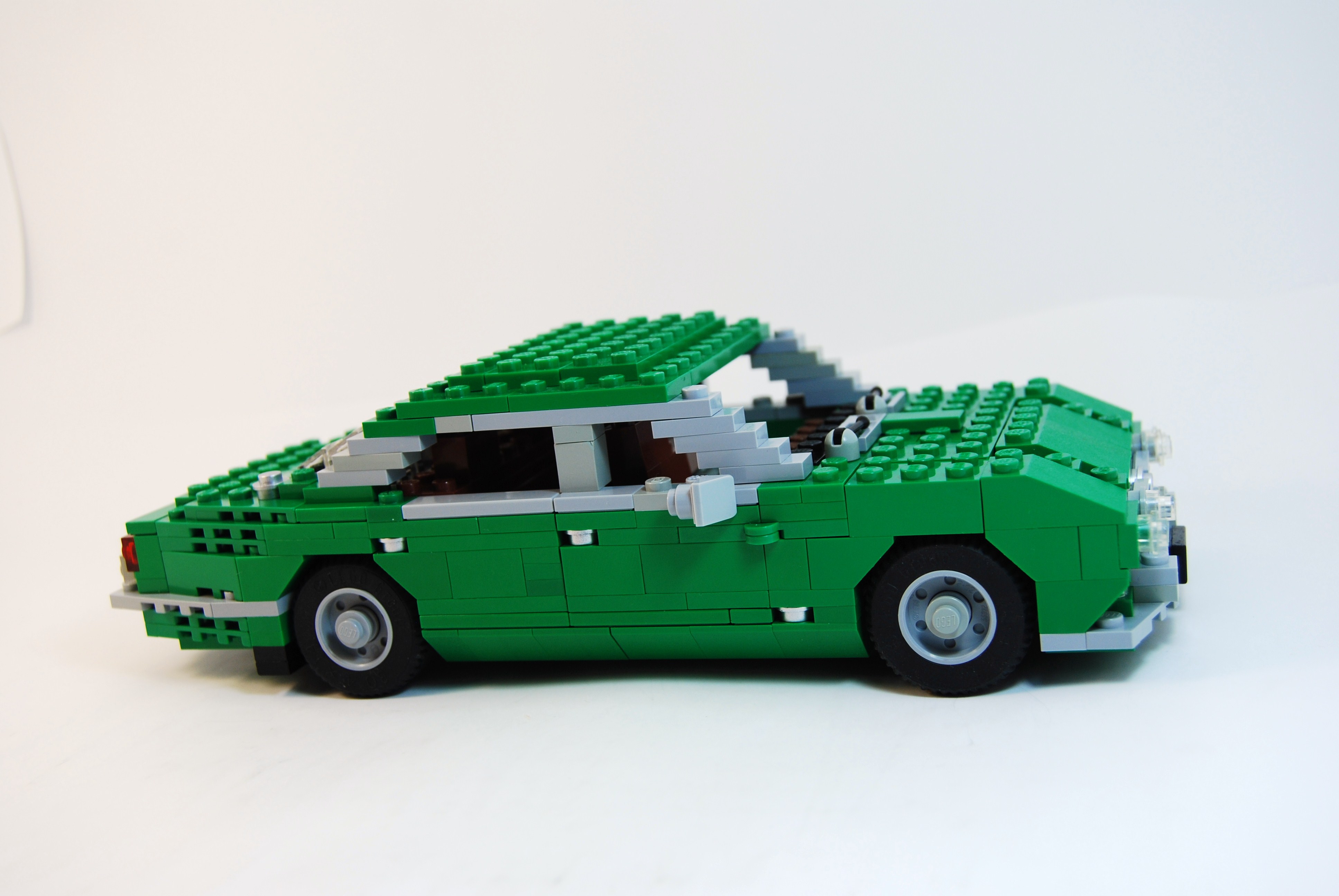 jaguar_xj_series_1_72.jpg